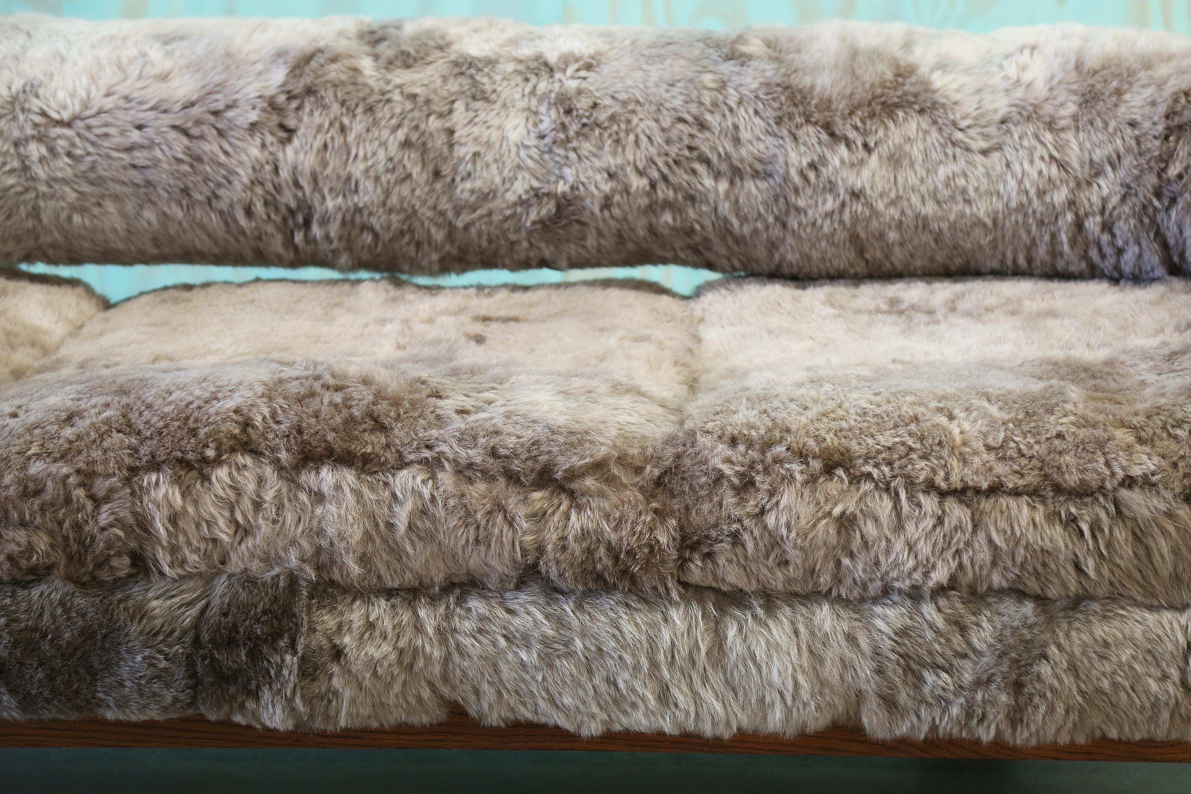 1970s Jules Heumann for Metropolitan Furniture Sofa in Icelandic Sheep's Wool For Sale 8