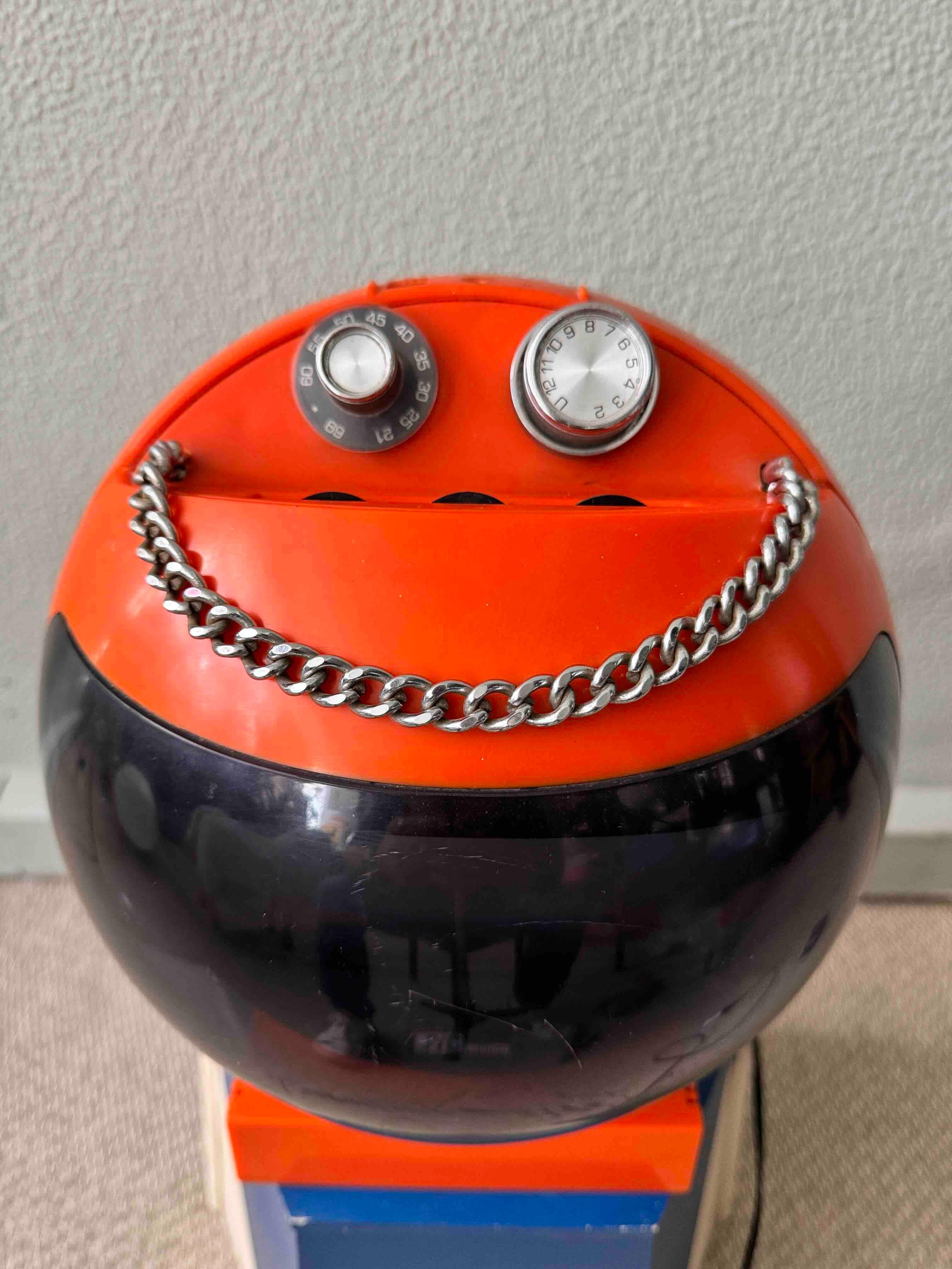 1970’s JVC Nivico 3240SW Videosphere TV Orange 2