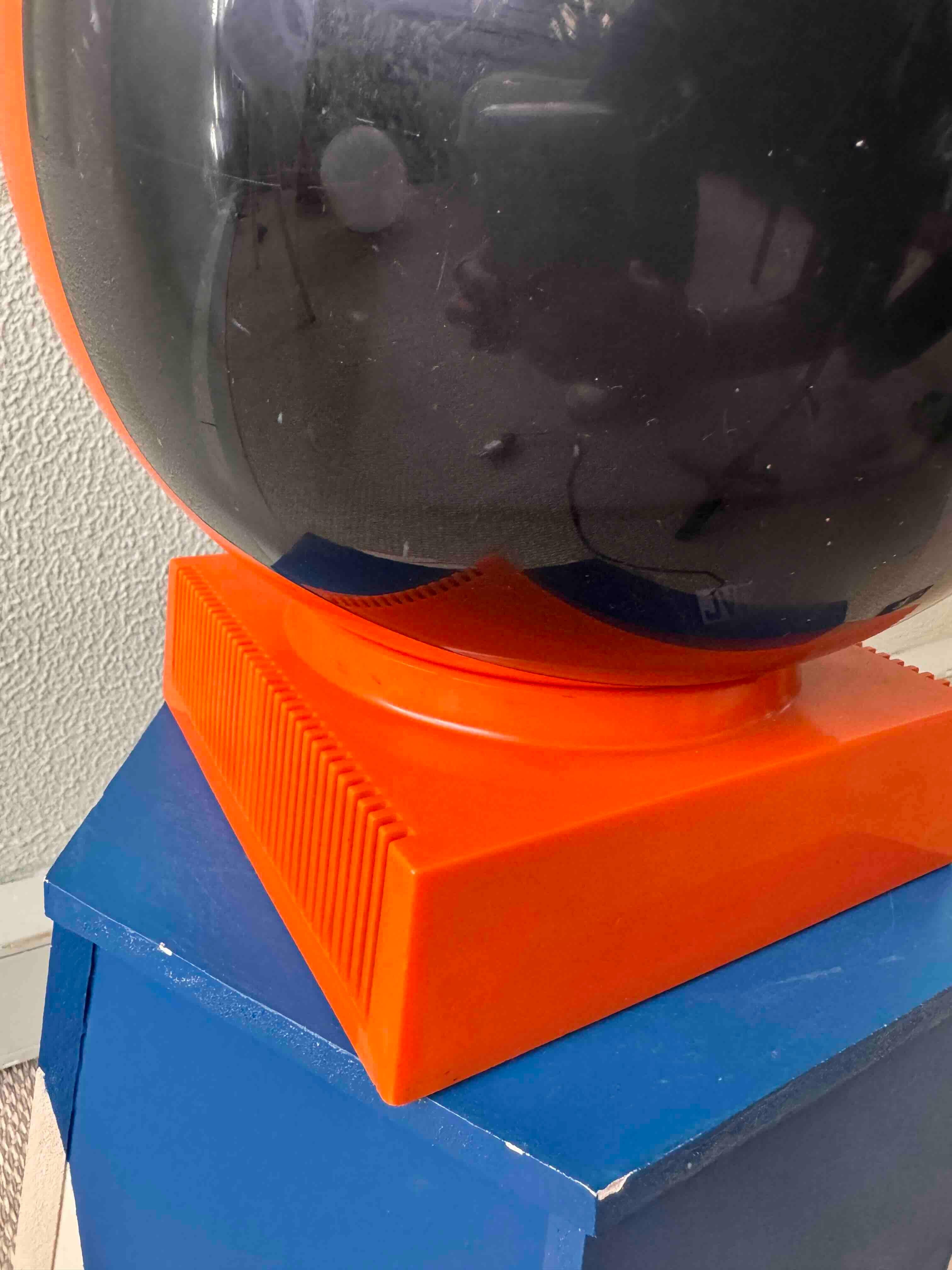 1970’s JVC Nivico 3240SW Videosphere TV Orange 10