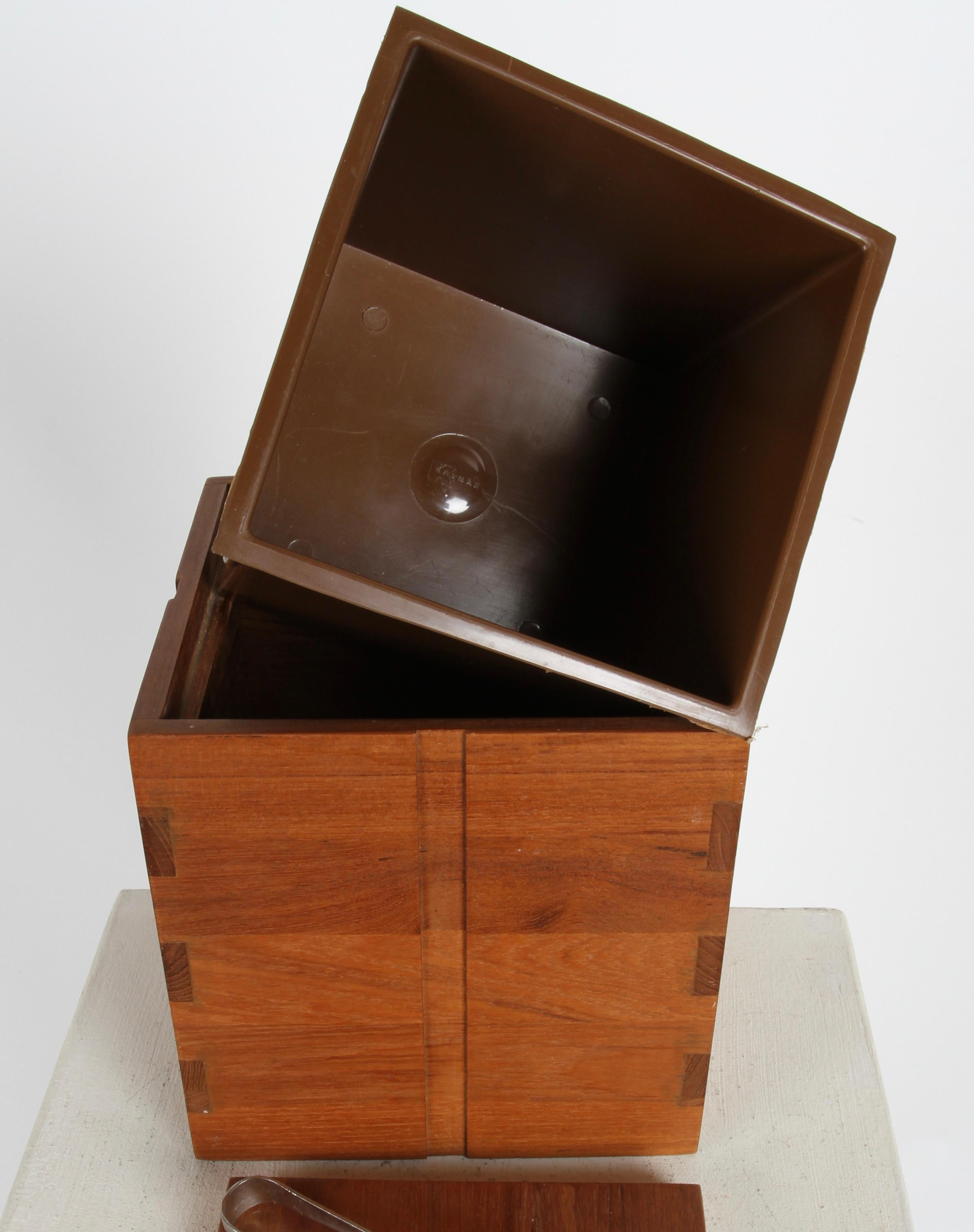 1970s Kalmar Designs Teak Wood Ice Bucket with Thongs - Danish Modern Style - For Sale 4