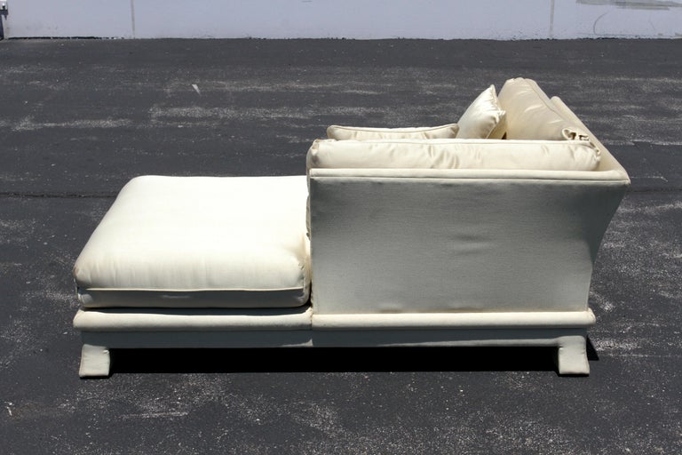 1970s Karl Springer Style Chaise Lounge Sofa by Bernhardt Flair in Golden Silk For Sale 4