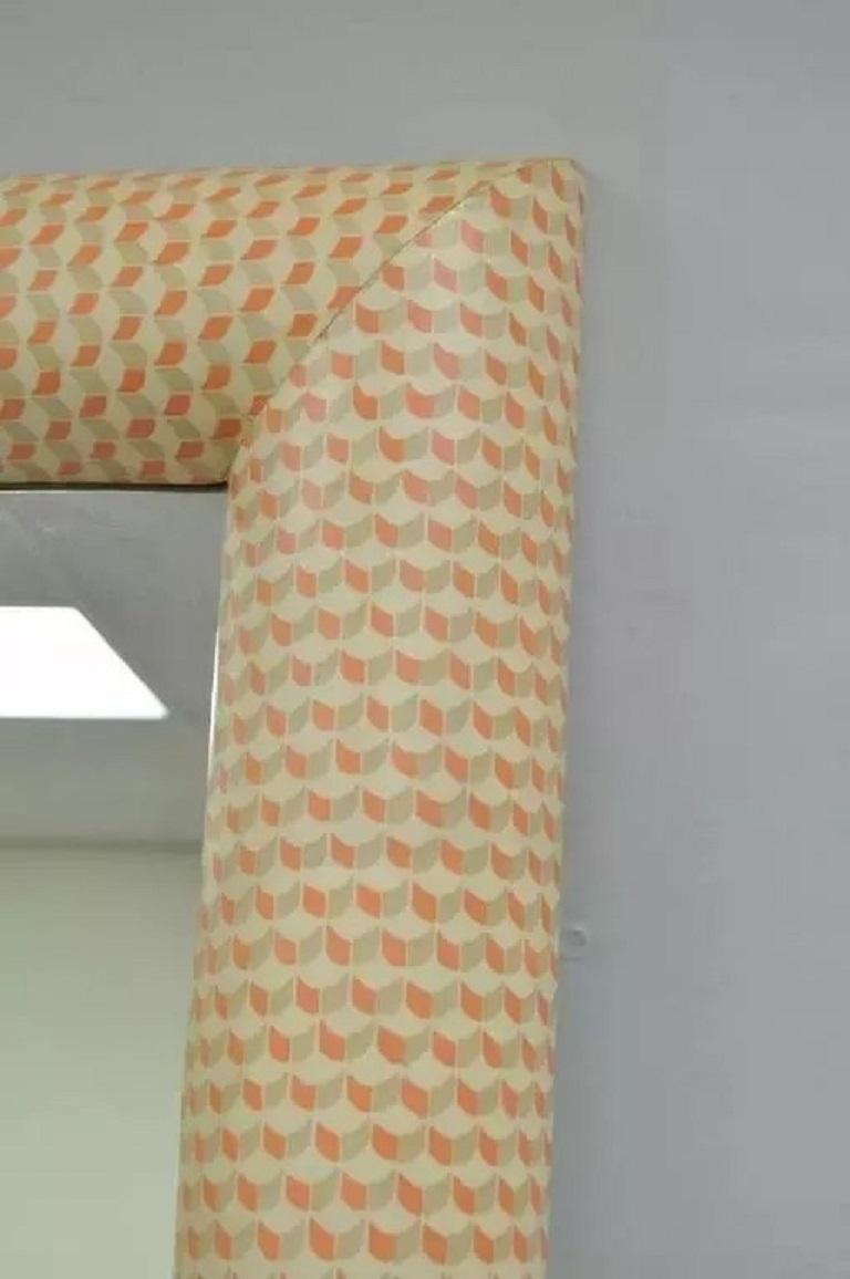 Table console et miroir orange et blanc à fixation murale, style Karl Springer, 1970 Bon état - En vente à Philadelphia, PA