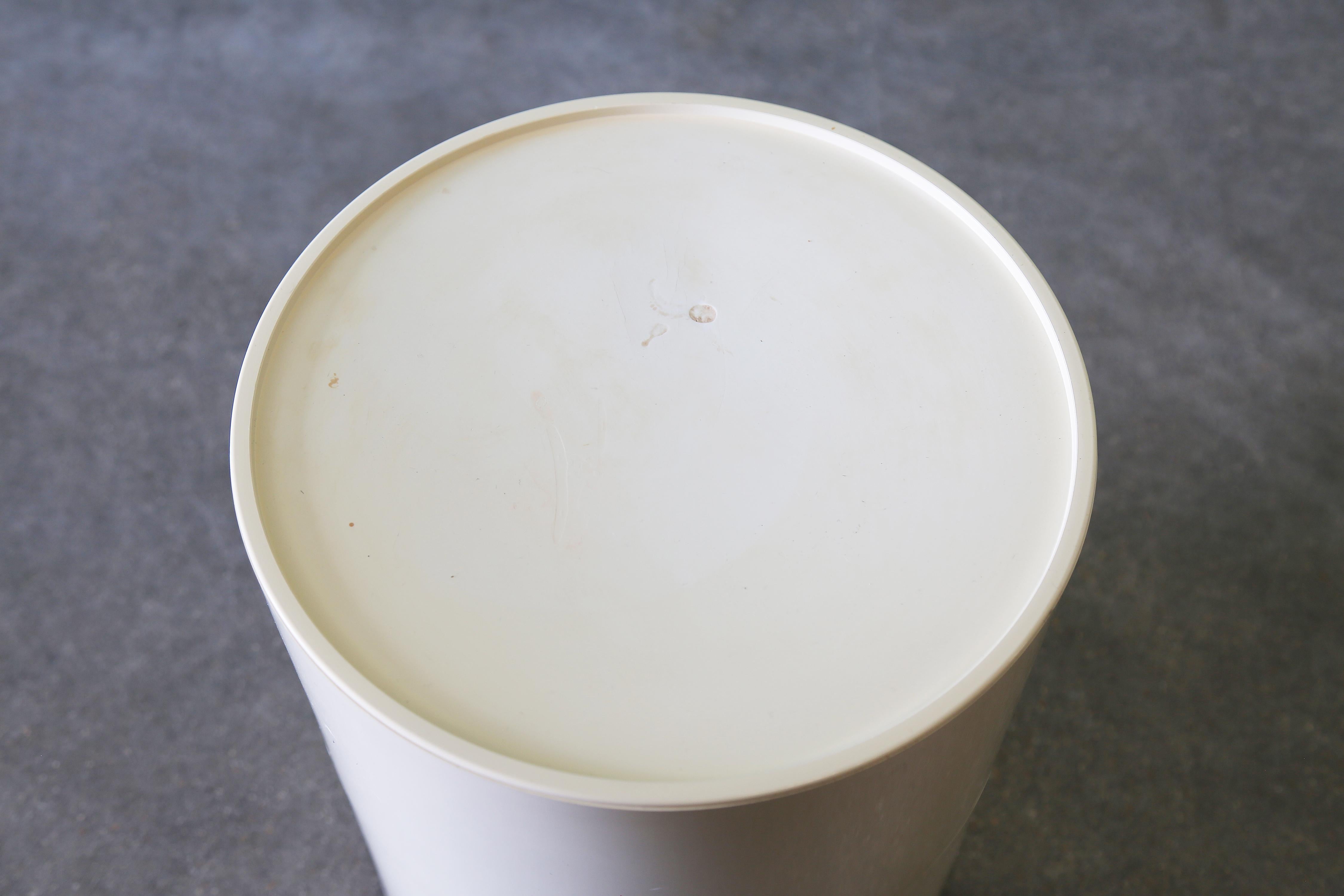 1970er Kartell Italien Componibili 2-stöckige moderne Aufbewahrungsschränke von Anna Castelli (Ende des 20. Jahrhunderts) im Angebot