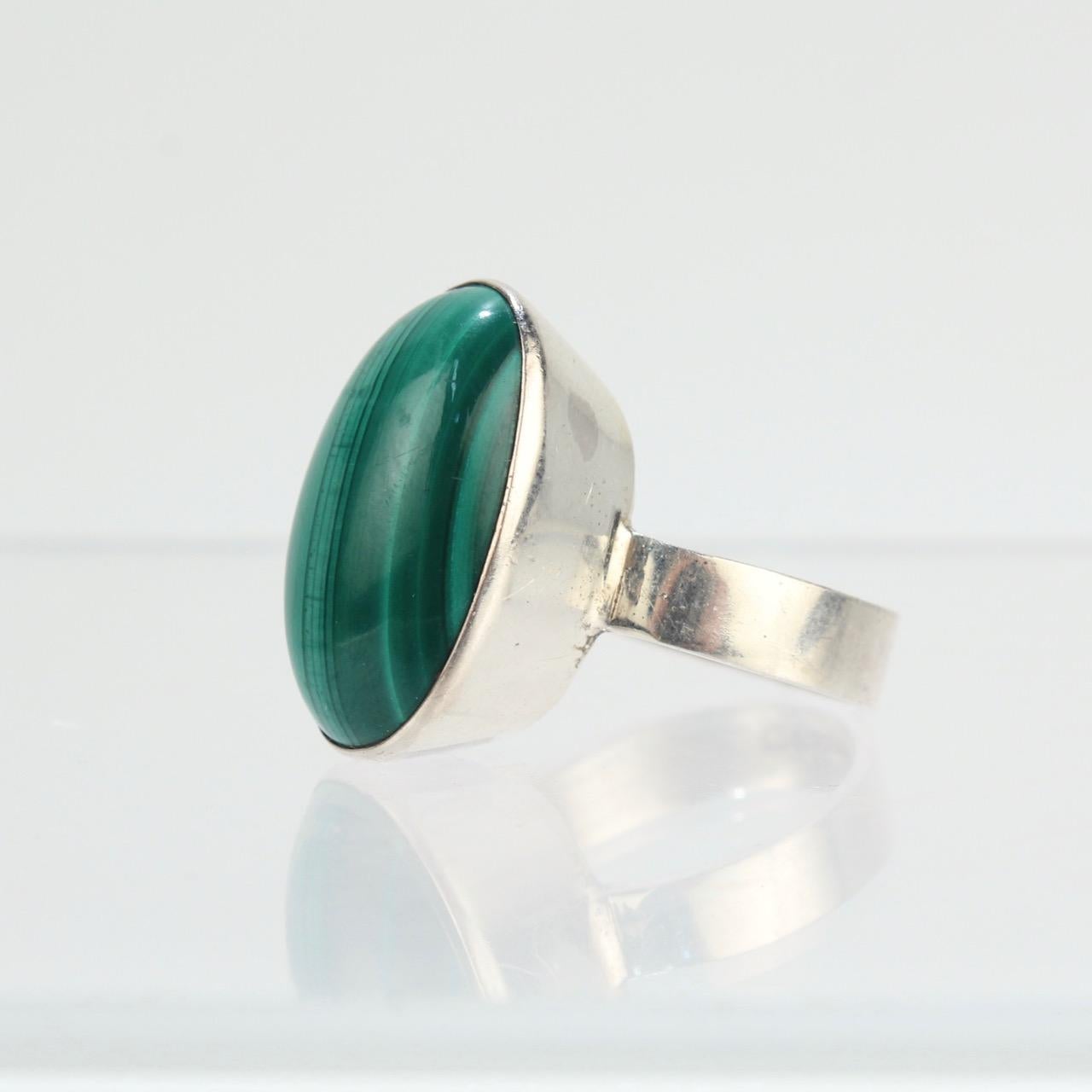 1970s Kaunis Koru Modernist Sterling Silver and Malachite Ring In Good Condition In Philadelphia, PA