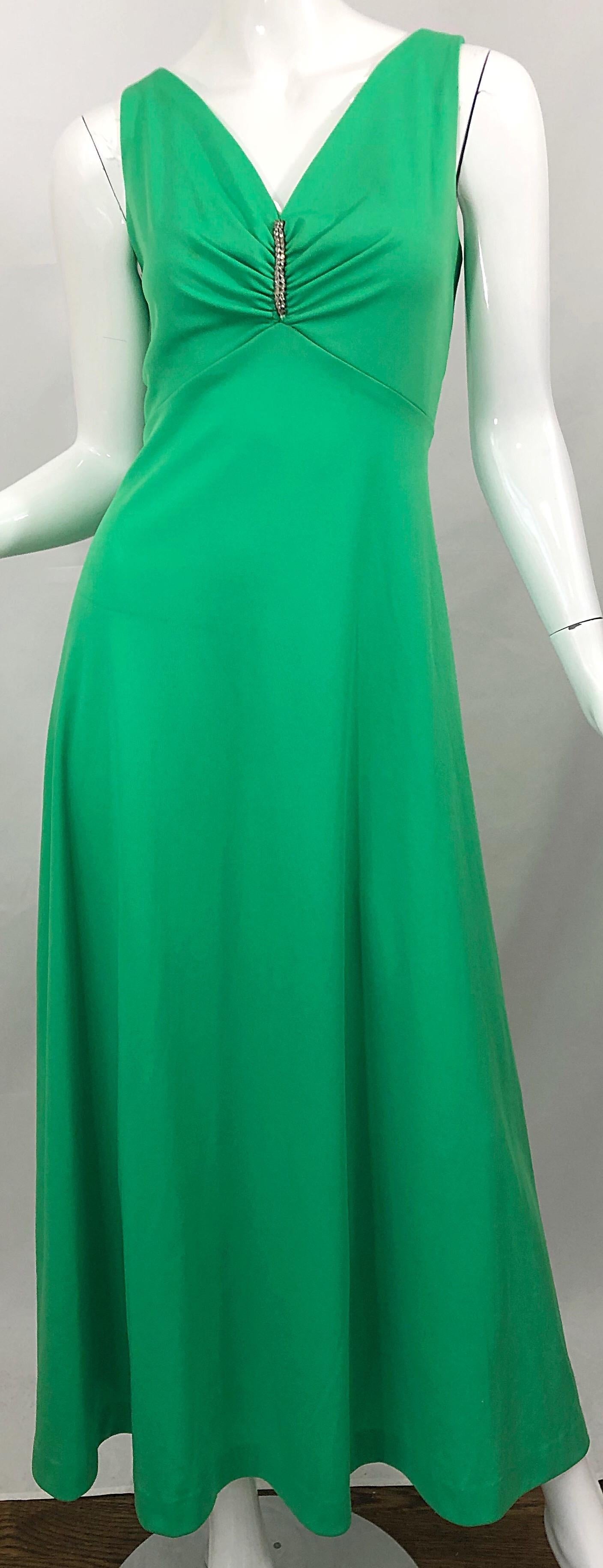 Women's 1970s Kelly Green Rhinestone Encrusted Vintage 70s Sleeveless Jersey Maxi Dress