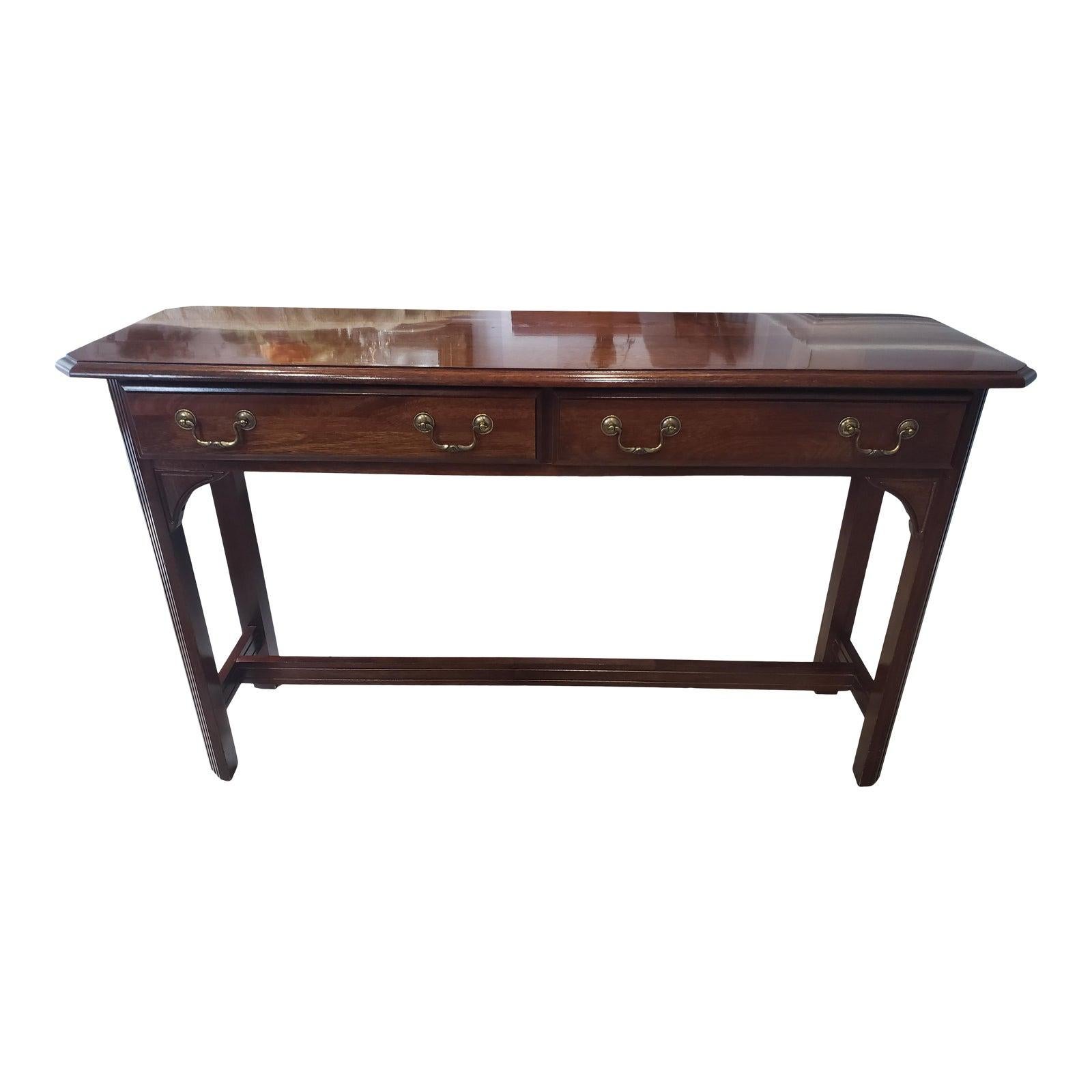 Table console Chippendale anglaise en acajou massif Kincaid des années 1970