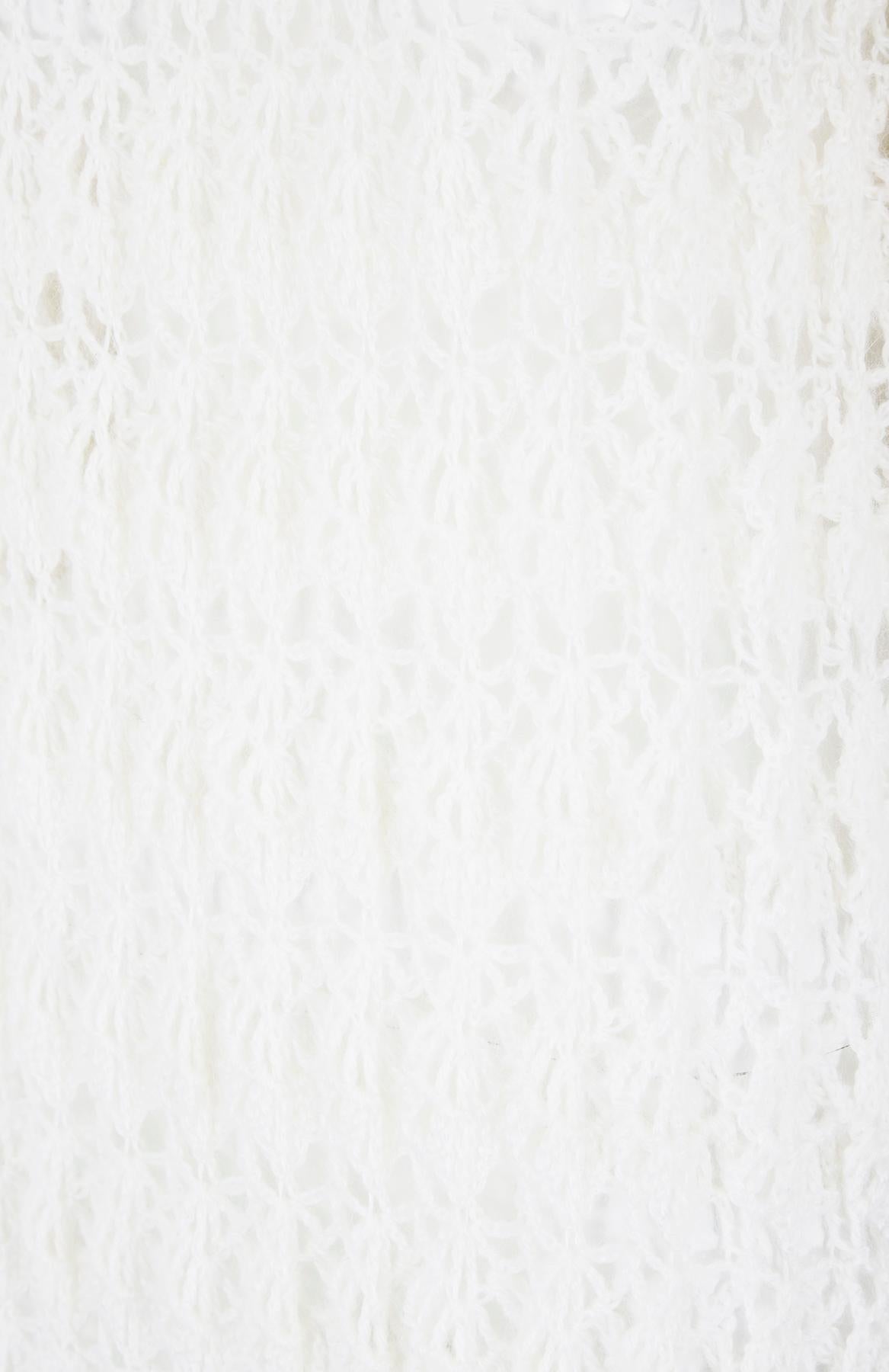 1970er Jahre Maxikleid aus weißer Wolle gestrickt im Angebot 1