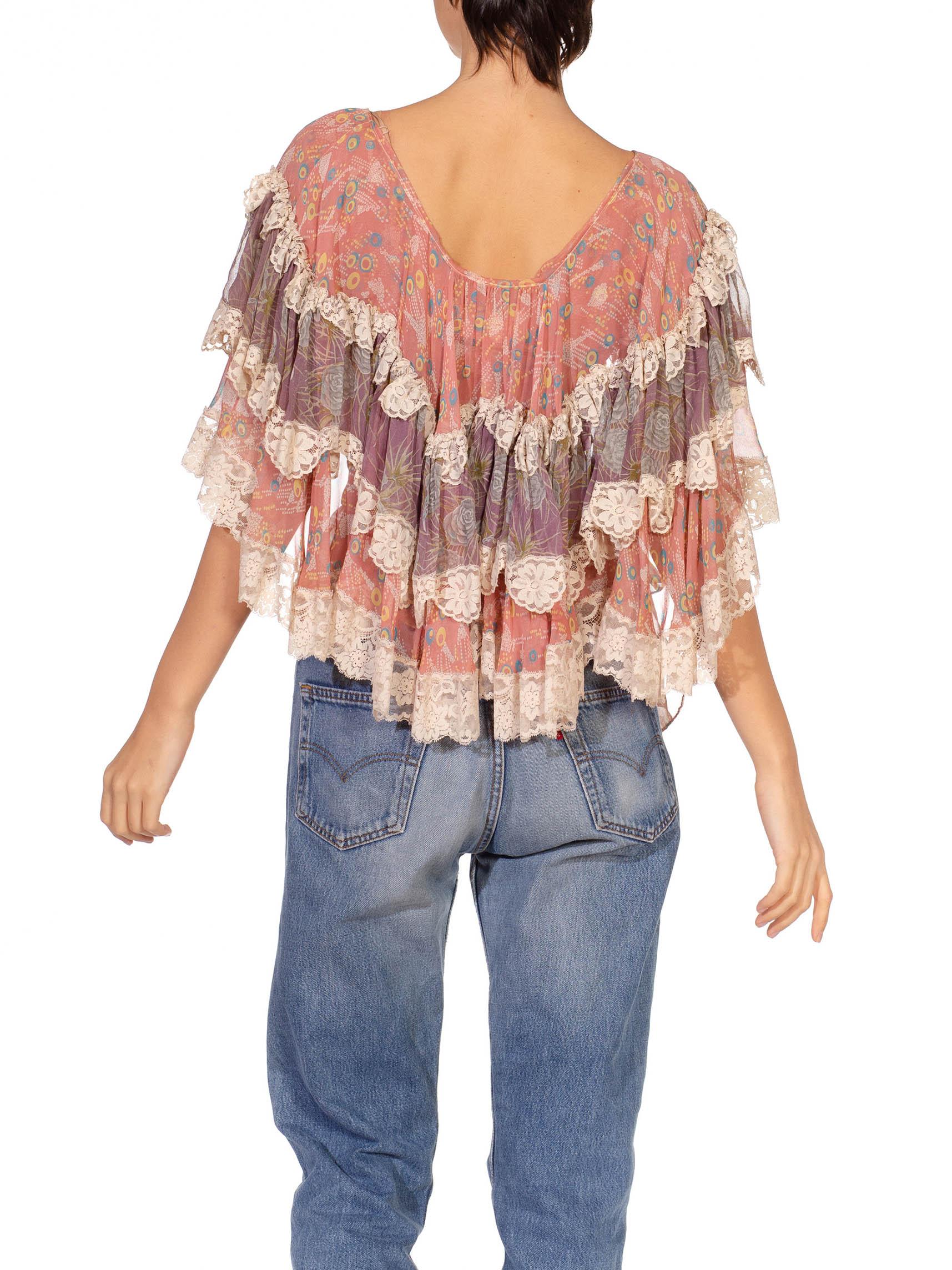KOOS VAN DEN AKKER Staubrosa & Lila Seide Chiffon Romantische Spitzenbesatz Bl, 1970er Jahre Damen im Angebot