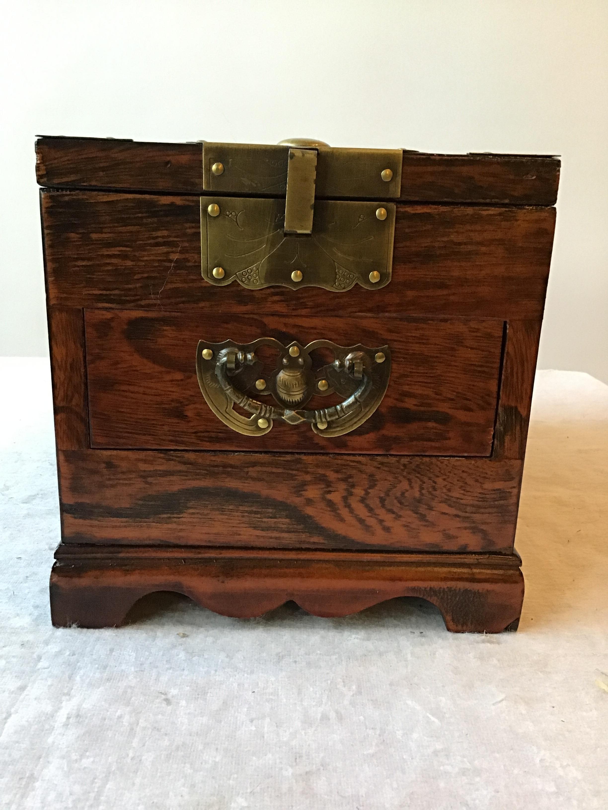 1970s Korean Wood & Brass Mirrored Box In Good Condition For Sale In Tarrytown, NY