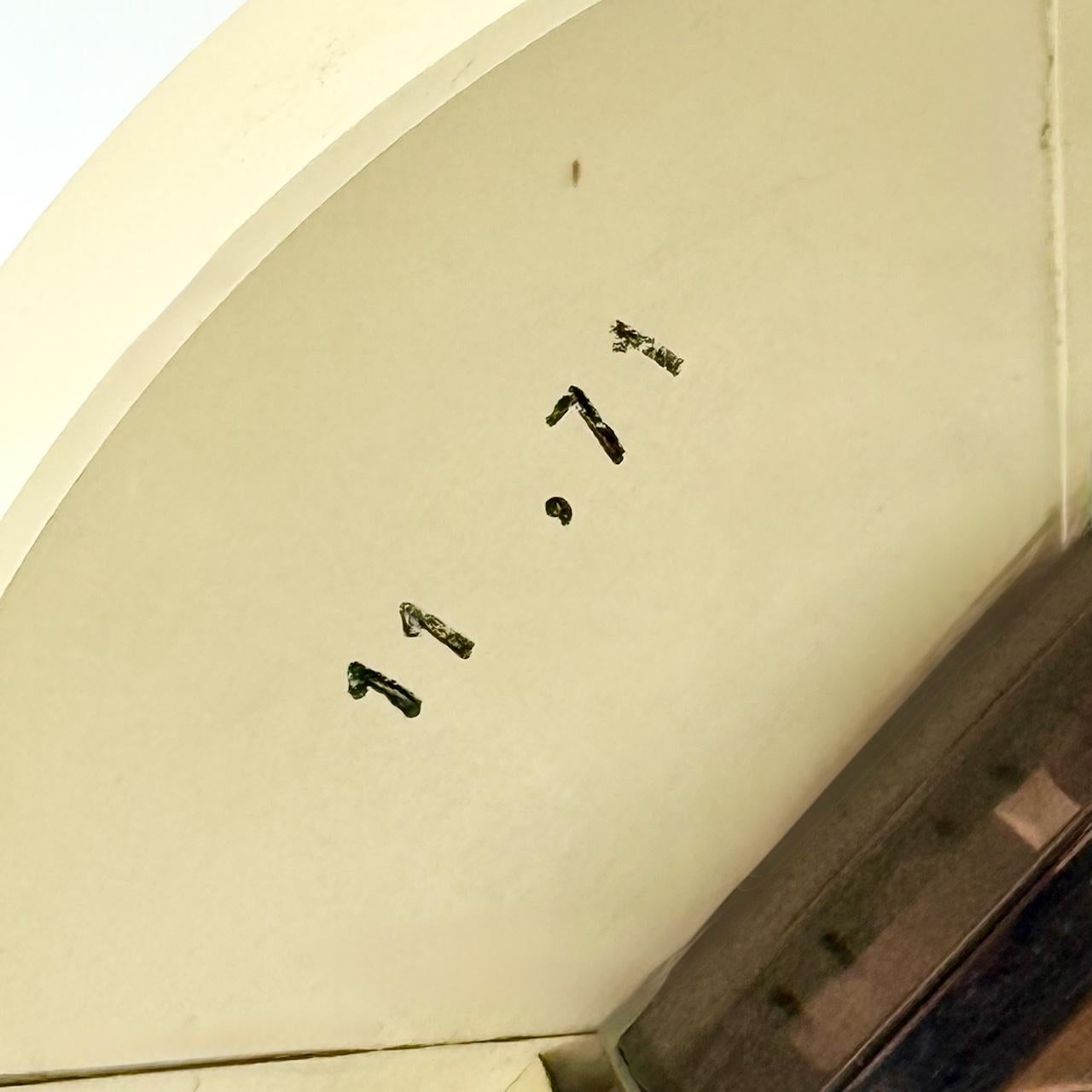 1970s Krups Space Age Wall Clock Blue Dial Beige Case German Design In Good Condition In San Benedetto Del Tronto, IT