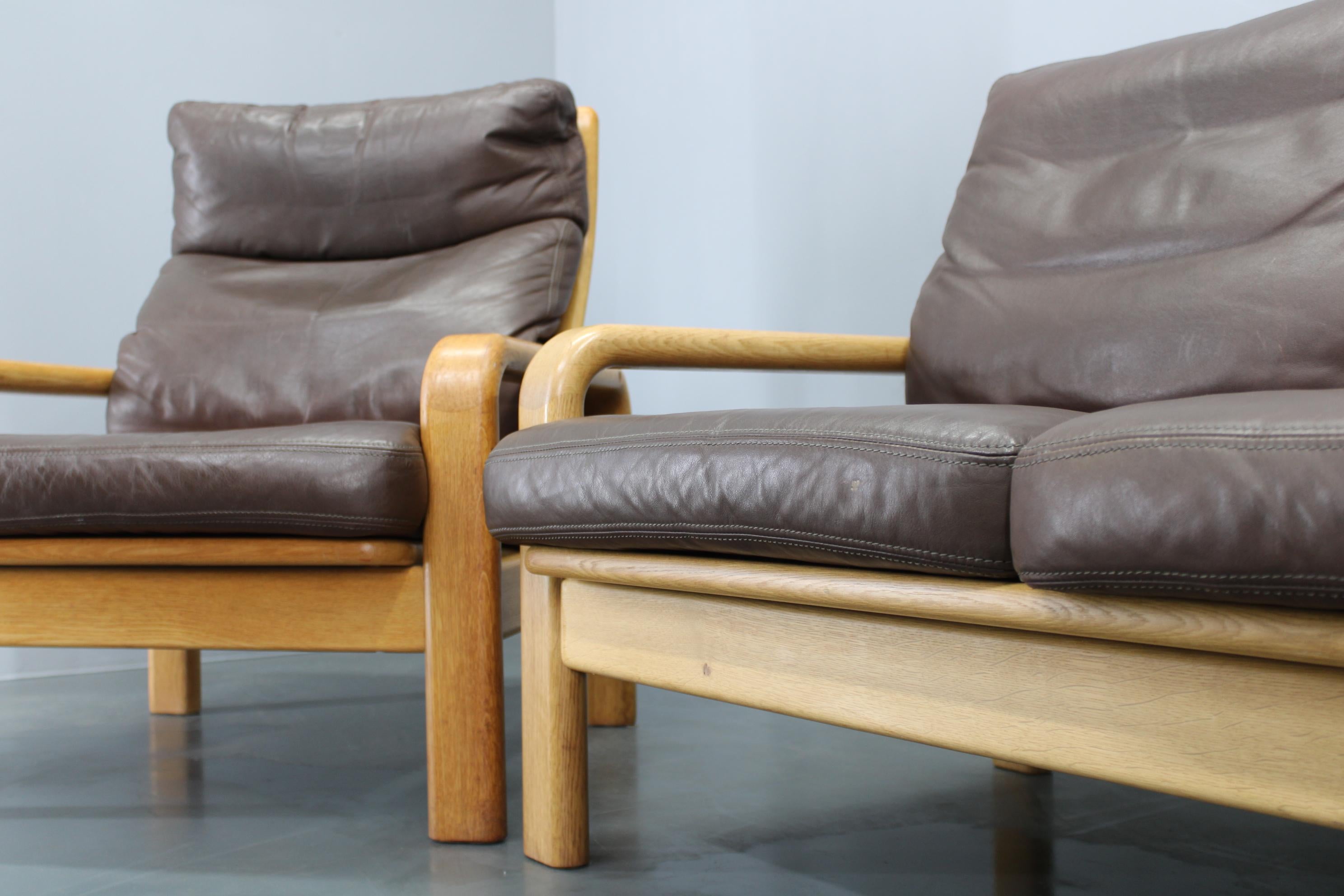 1970s L. Olsen & Søn Oak and Leather Living Room Set, Denmark For Sale 4