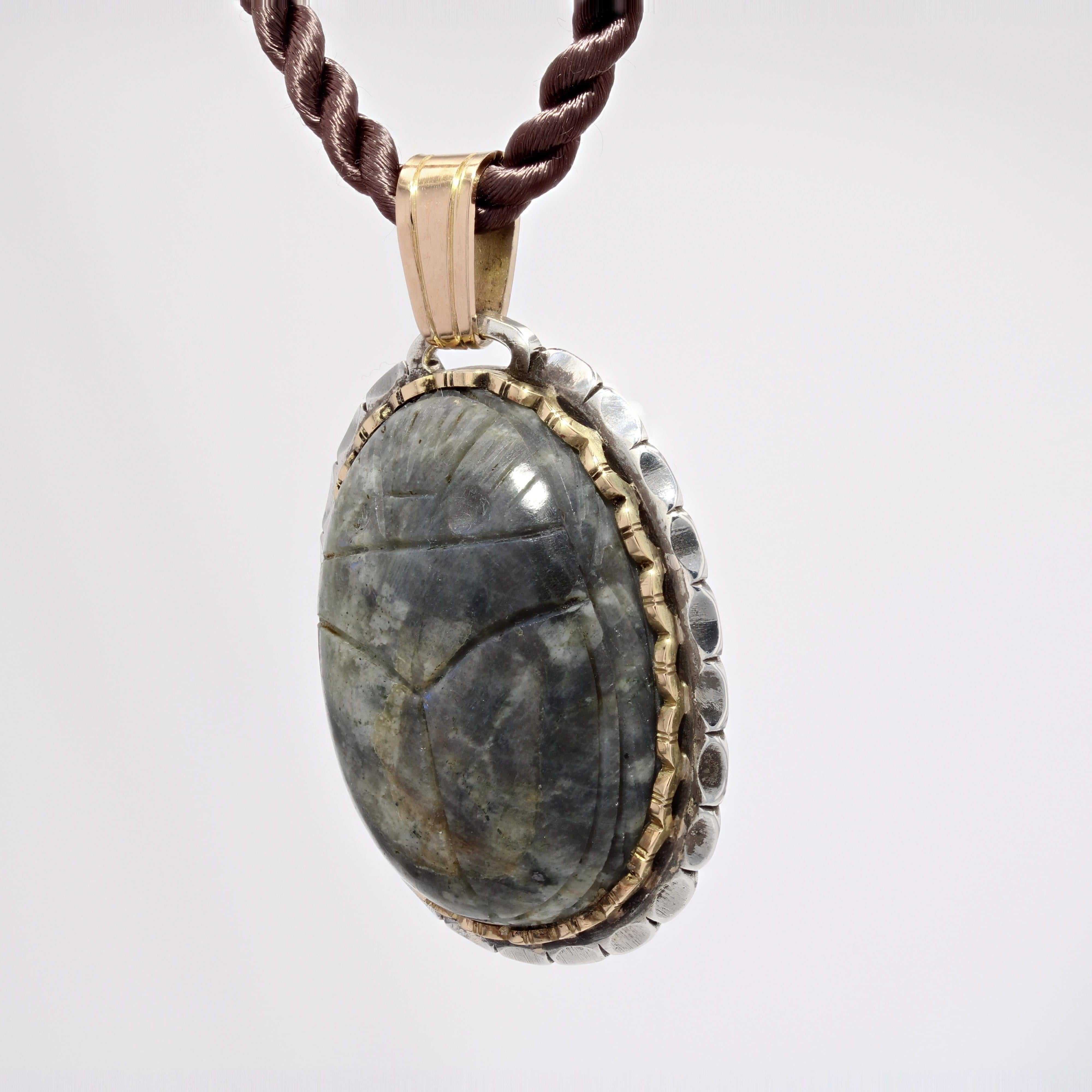 1970s Labradorite Silver Gold Scarab Pendant In Good Condition For Sale In Poitiers, FR