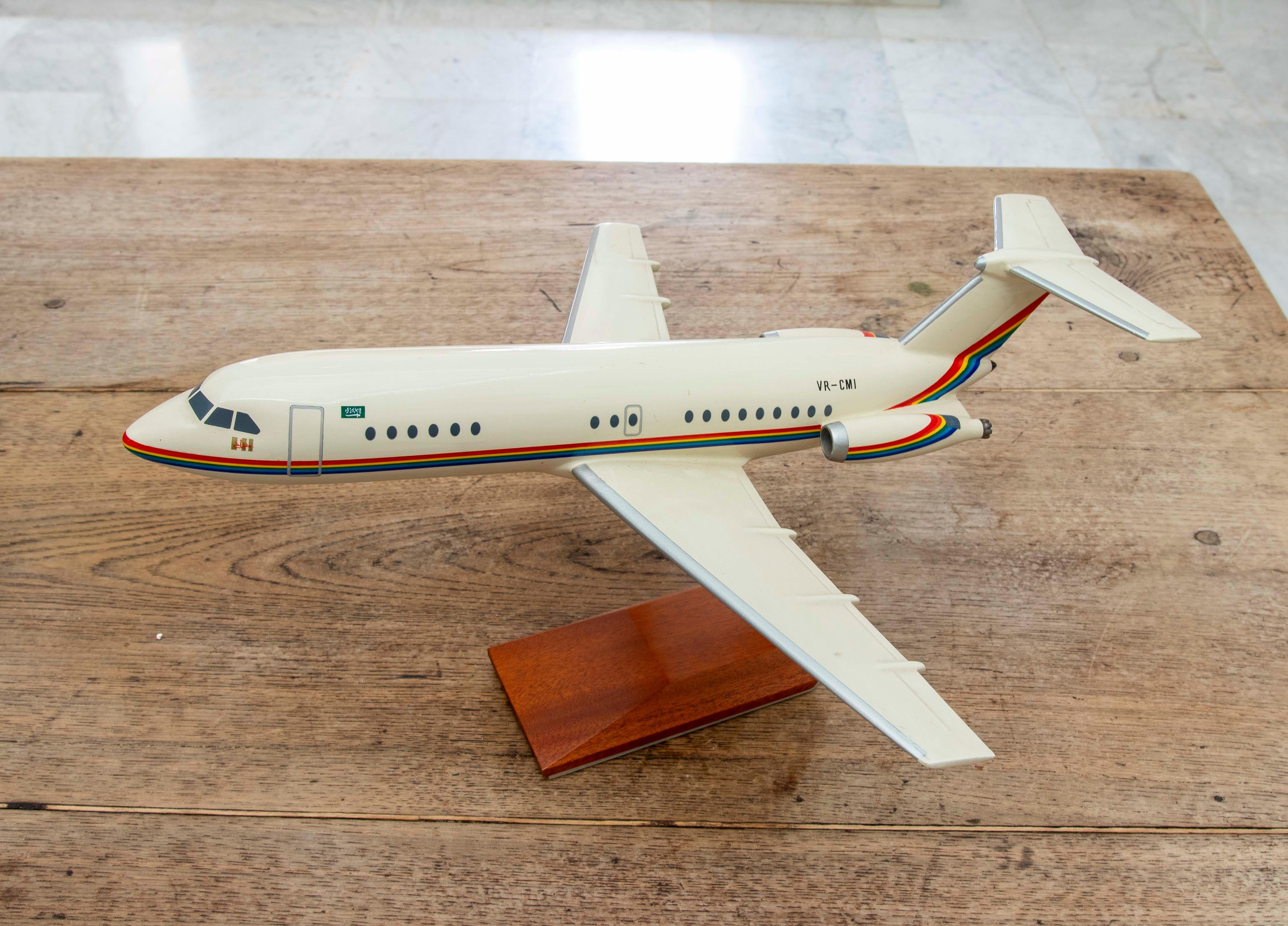 Modèle d'avion en résine laquée des années 1970 de la Maison Executive Display Bon état - En vente à Marbella, ES