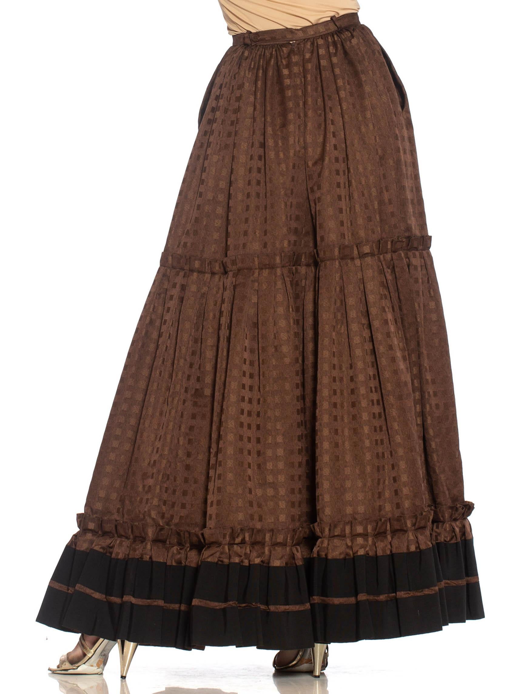 1970S LANVIN Brown Haute Couture Silk Full Pleated Peasant Skirt In Excellent Condition For Sale In New York, NY