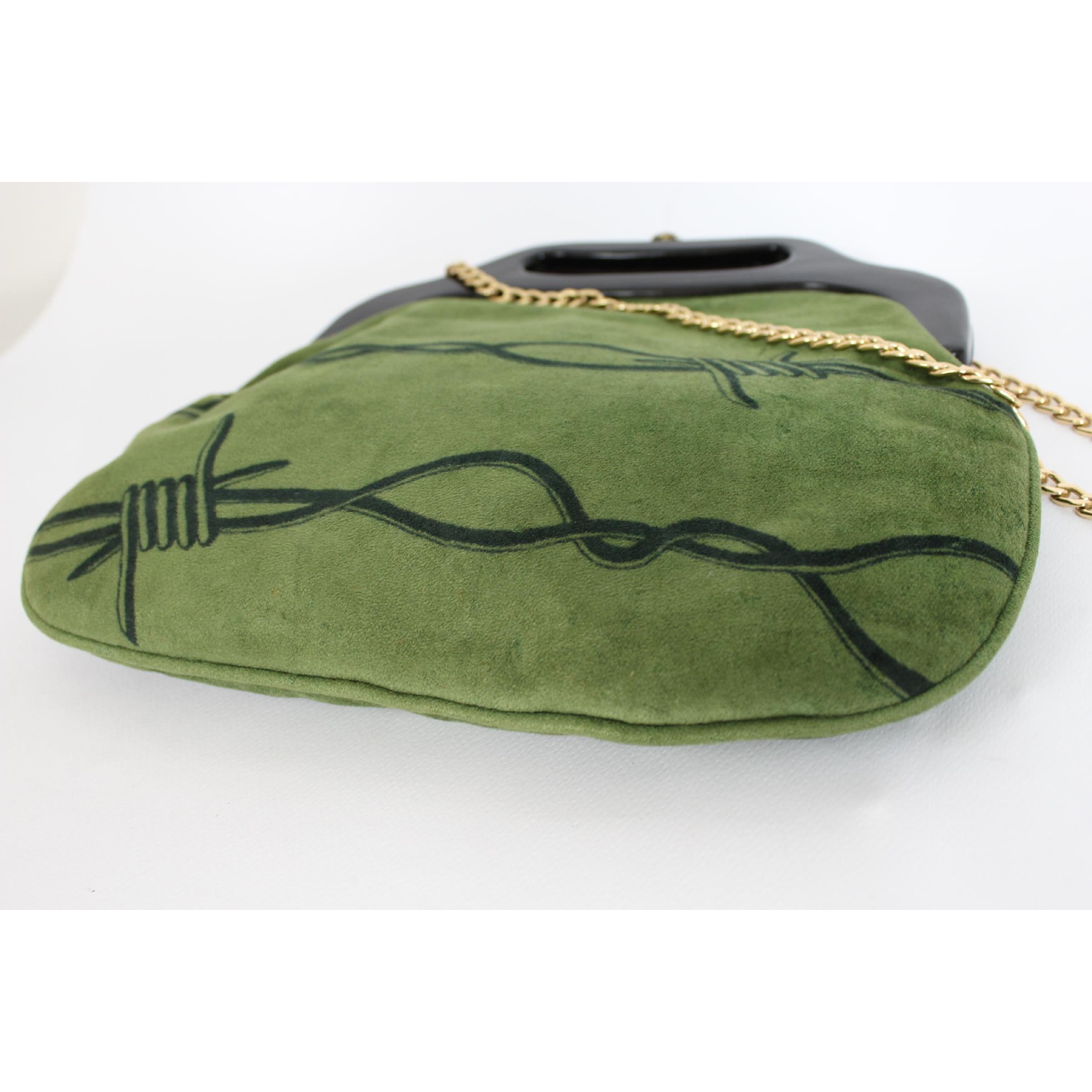 1970s Lanvin Paris Green Velvet Bakelite Handles Golden Chain Shoulder Bag In Good Condition In Brindisi, Bt