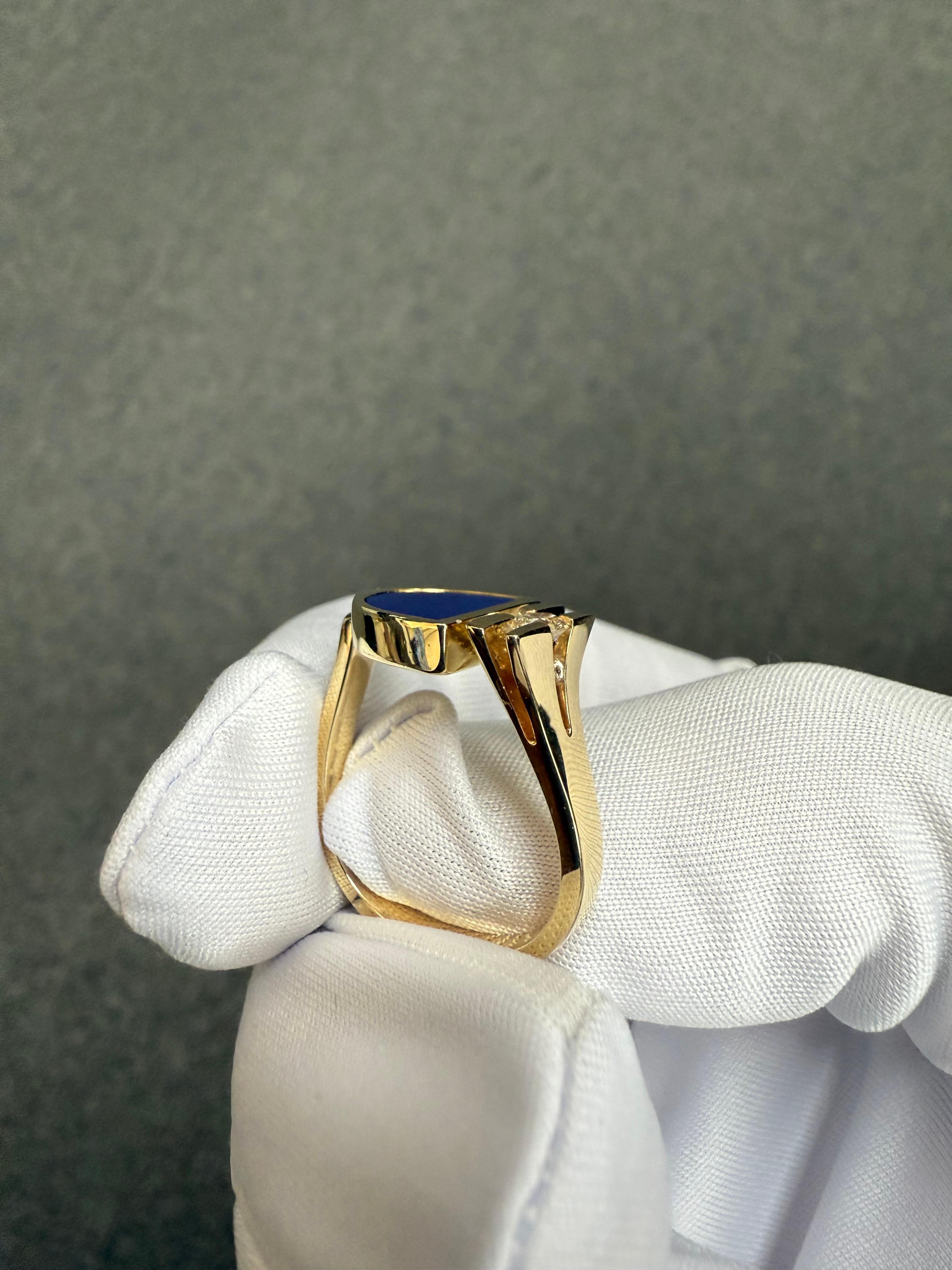 1970 Lapis Diamond Hand Crafted 14k Yellow Gold Ring (bague en or jaune 14k) en vente 7
