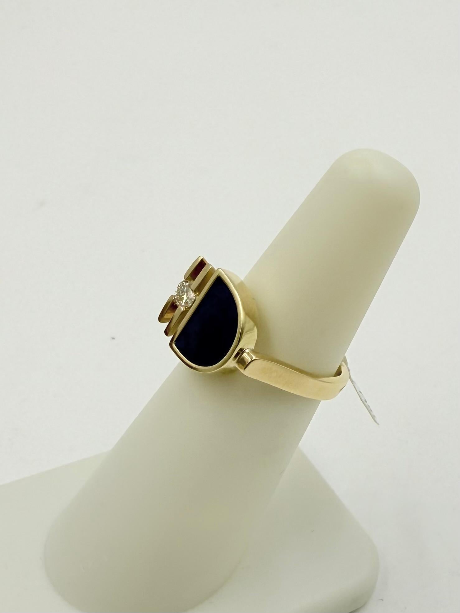 1970 Lapis Diamond Hand Crafted 14k Yellow Gold Ring (bague en or jaune 14k) Unisexe en vente