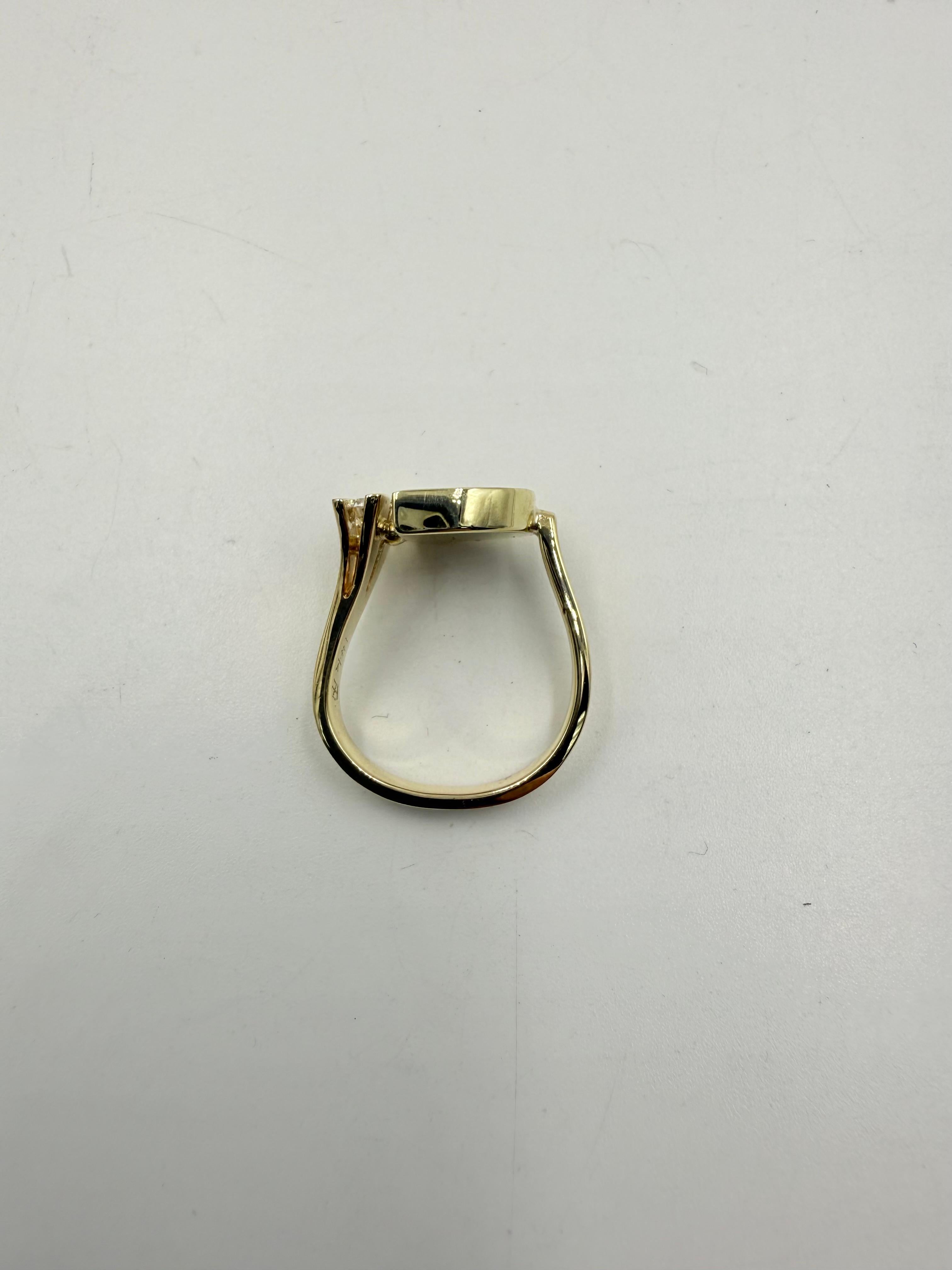 1970 Lapis Diamond Hand Crafted 14k Yellow Gold Ring (bague en or jaune 14k) en vente 2