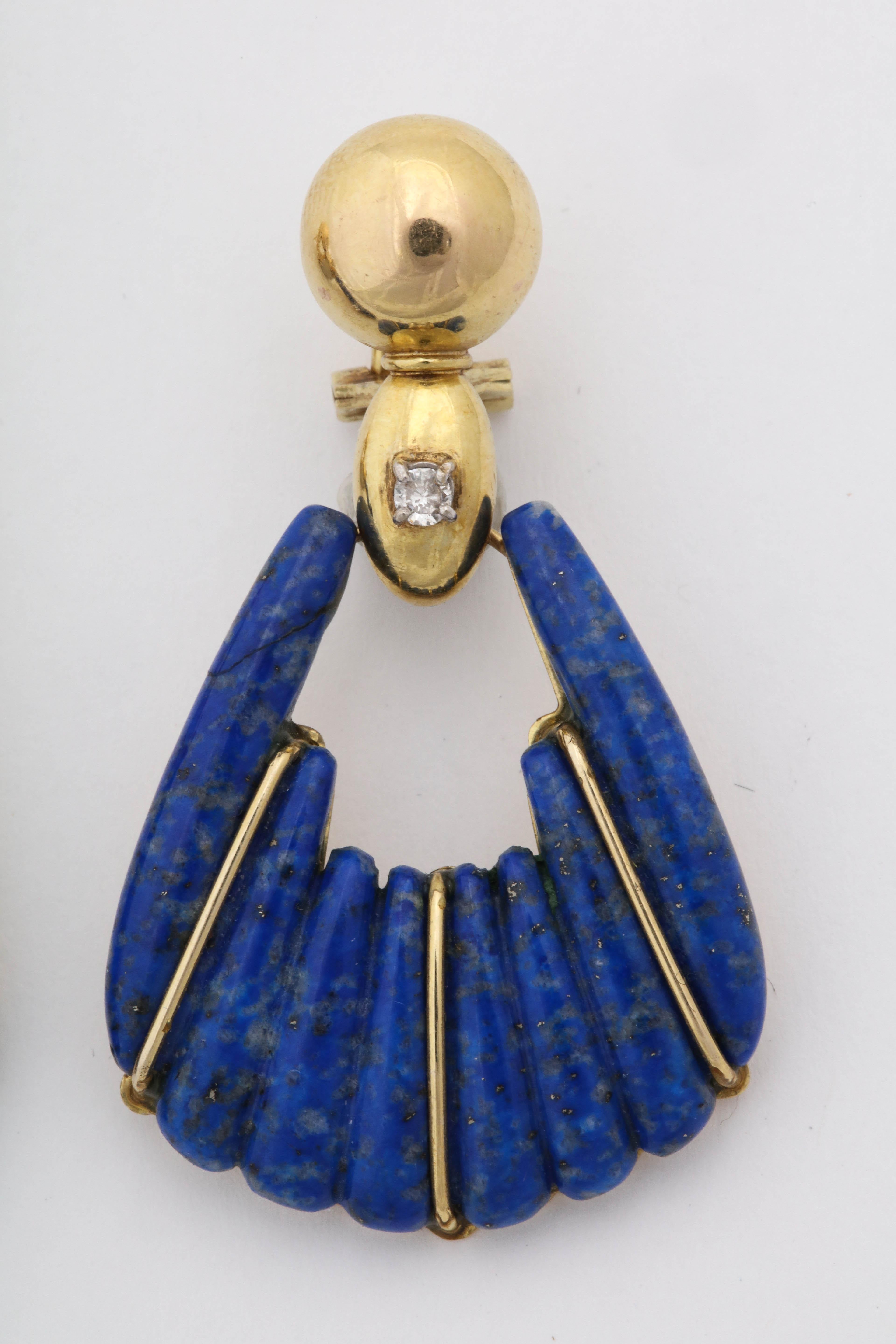 1970s Lapis Lazuli and Diamond Moveable Hanging Gold Doorknocker Earrings In Good Condition In New York, NY