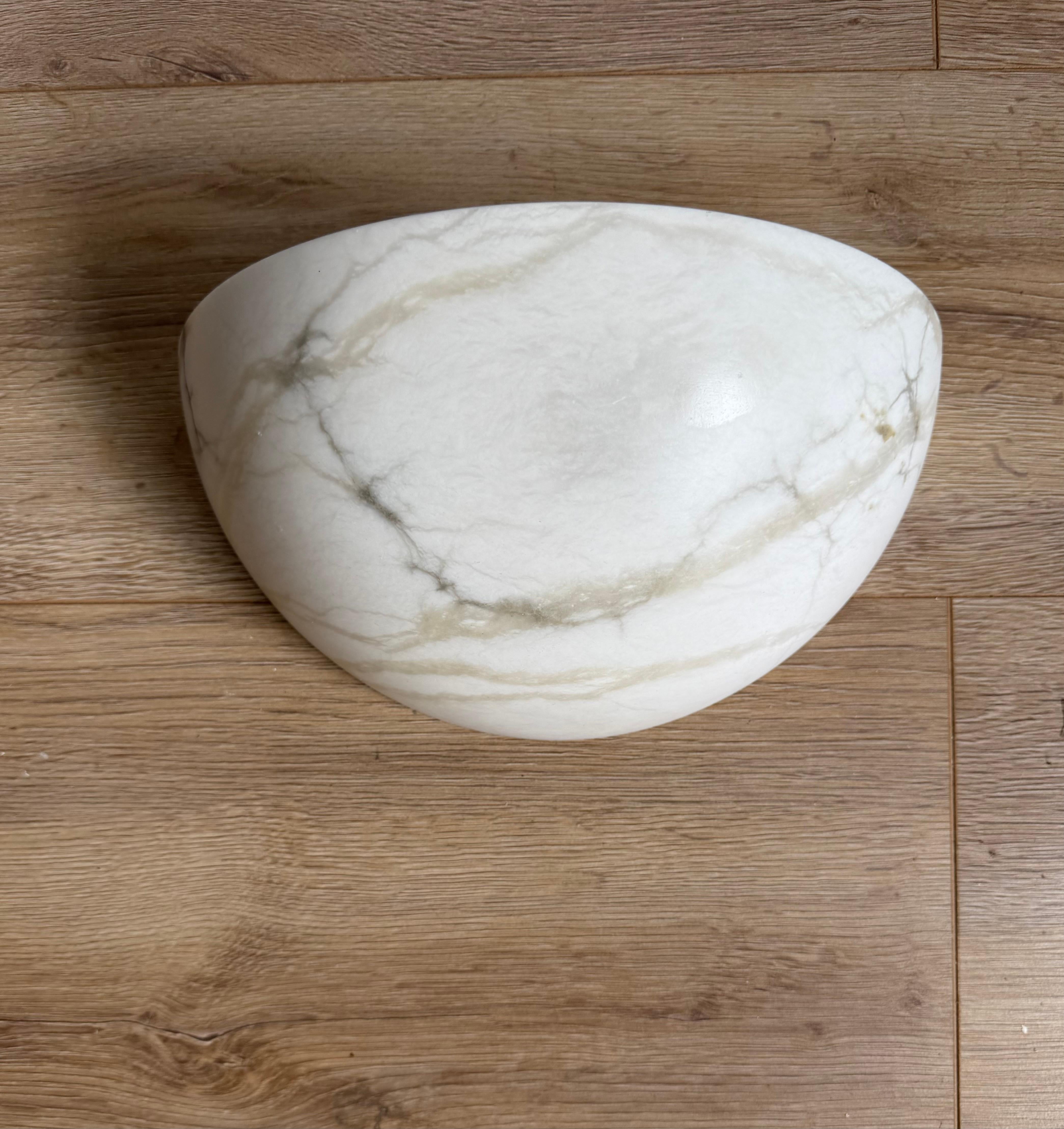 1970s Large Alabaster Wall Light / Sconce, Mid-Century Modern Organic Design en vente 5