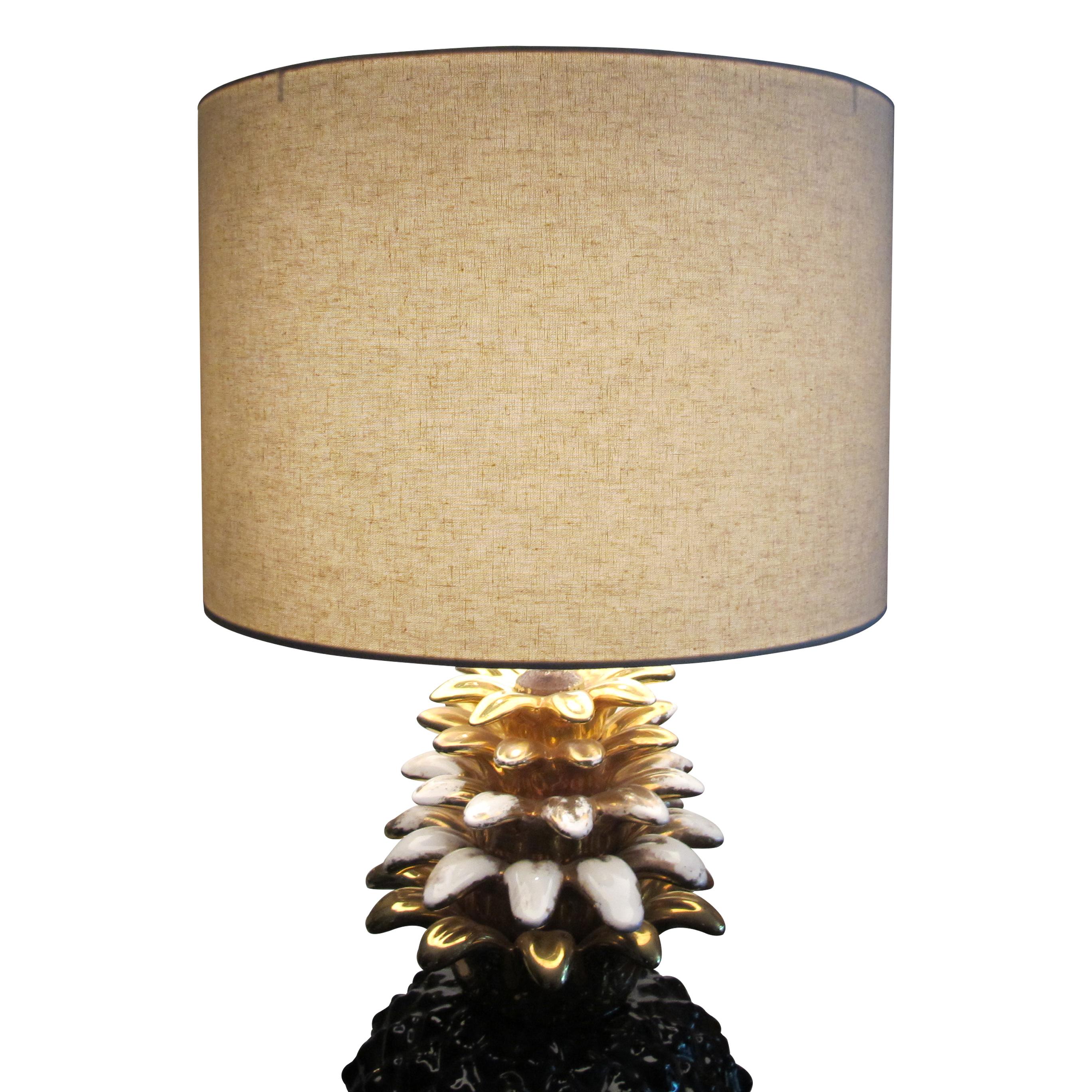 Hollywood Regency 1970s Large Ceramic Black and Gold Pineapple French Lamp, Maison Lancel For Sale