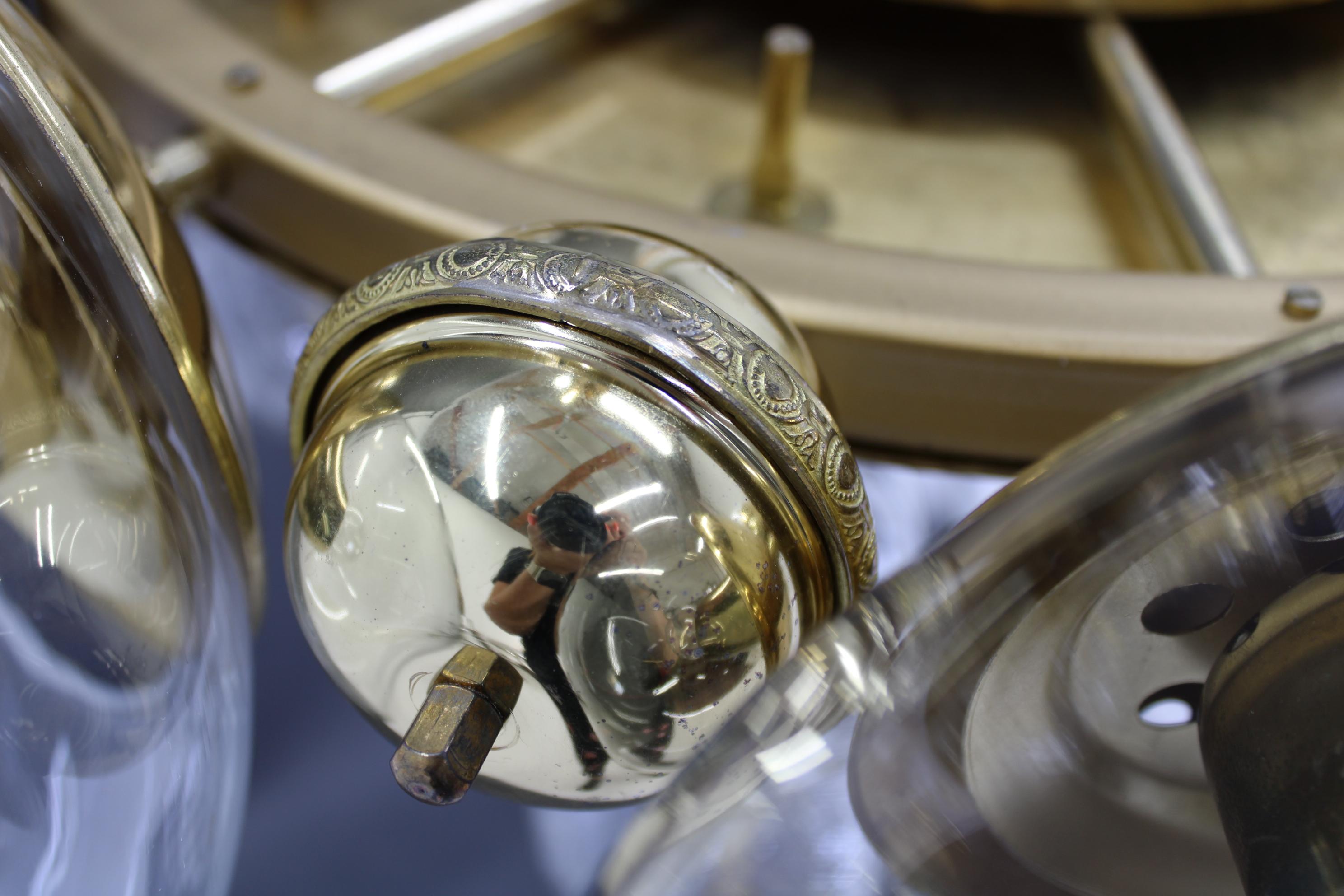 Grande lampadario anni '70 in ottone di Kamenicky Senov , fino a 10 articoli in vendita 3