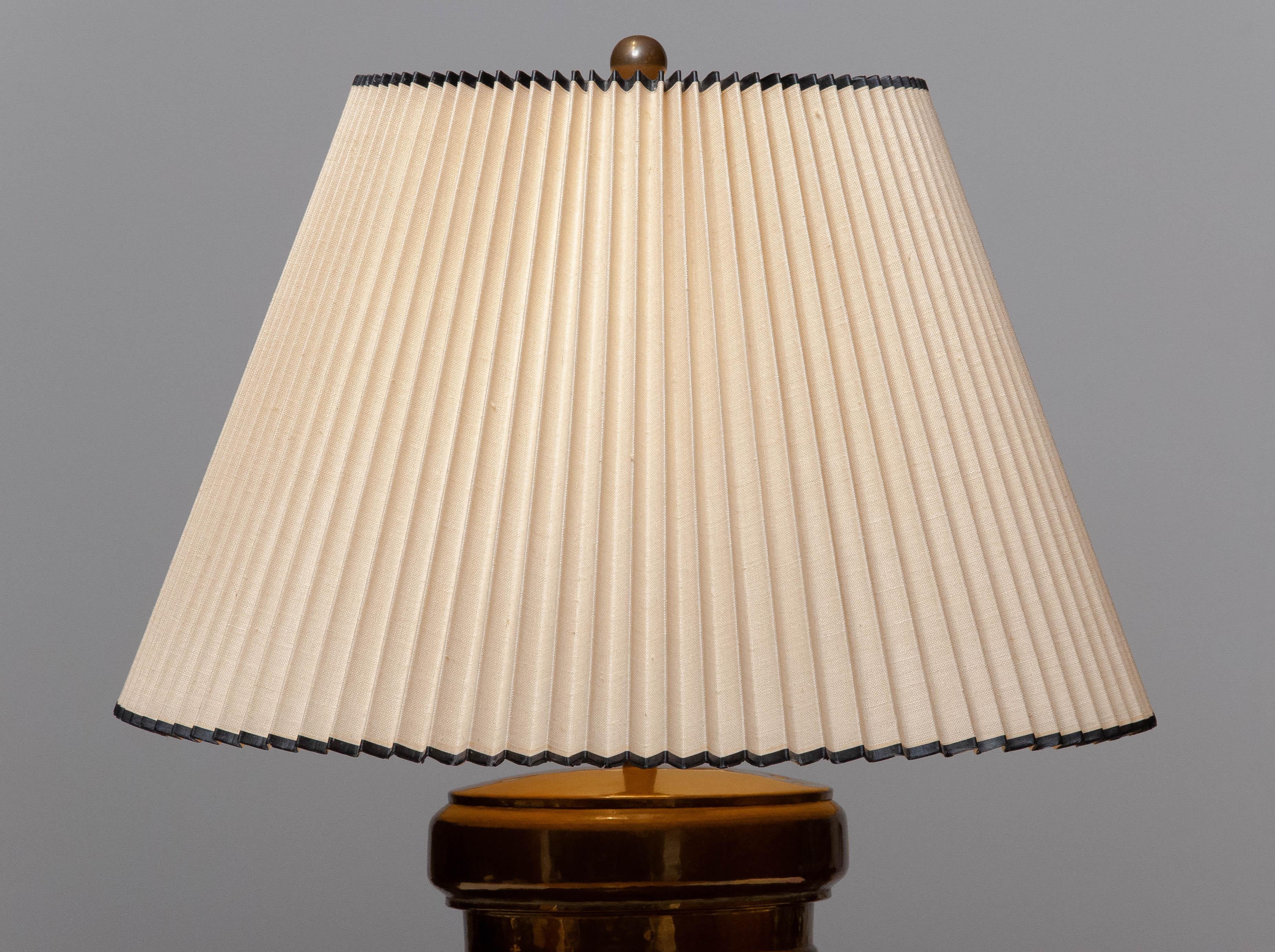 Brutalist 1970's Large Chinoiserie Chapman Regency Brass Table Lamp And Original Shade