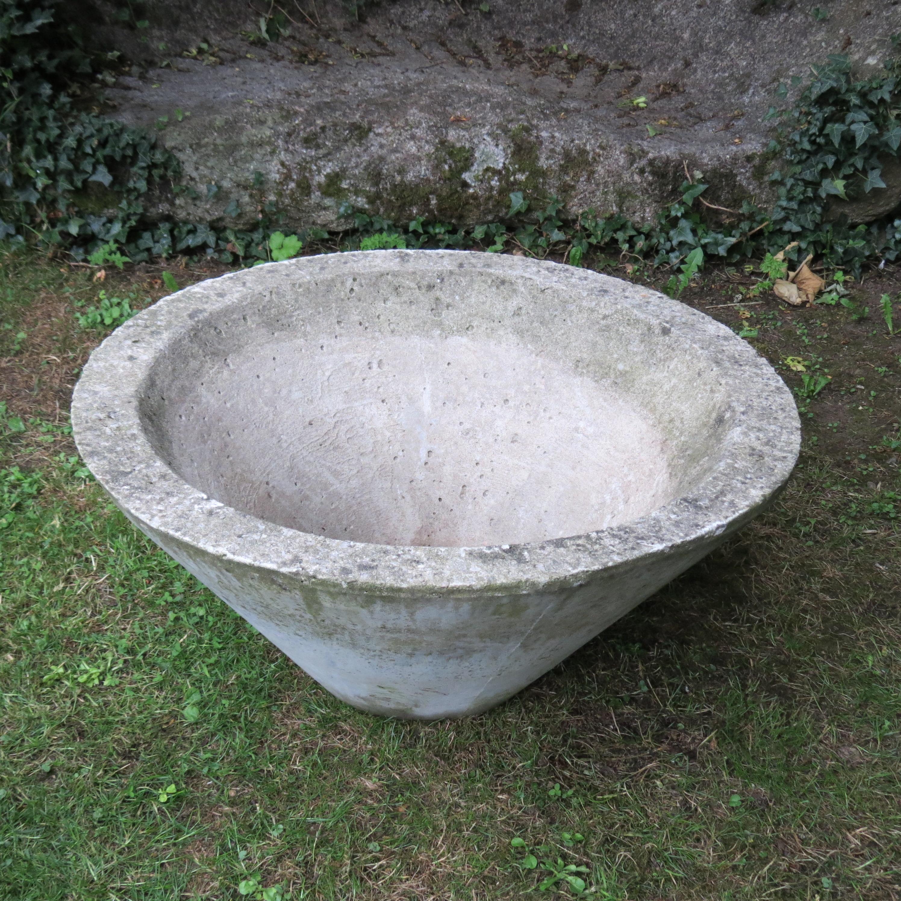 Machine-Made 1970s Large Circular Conical Round Concrete Garden Planters