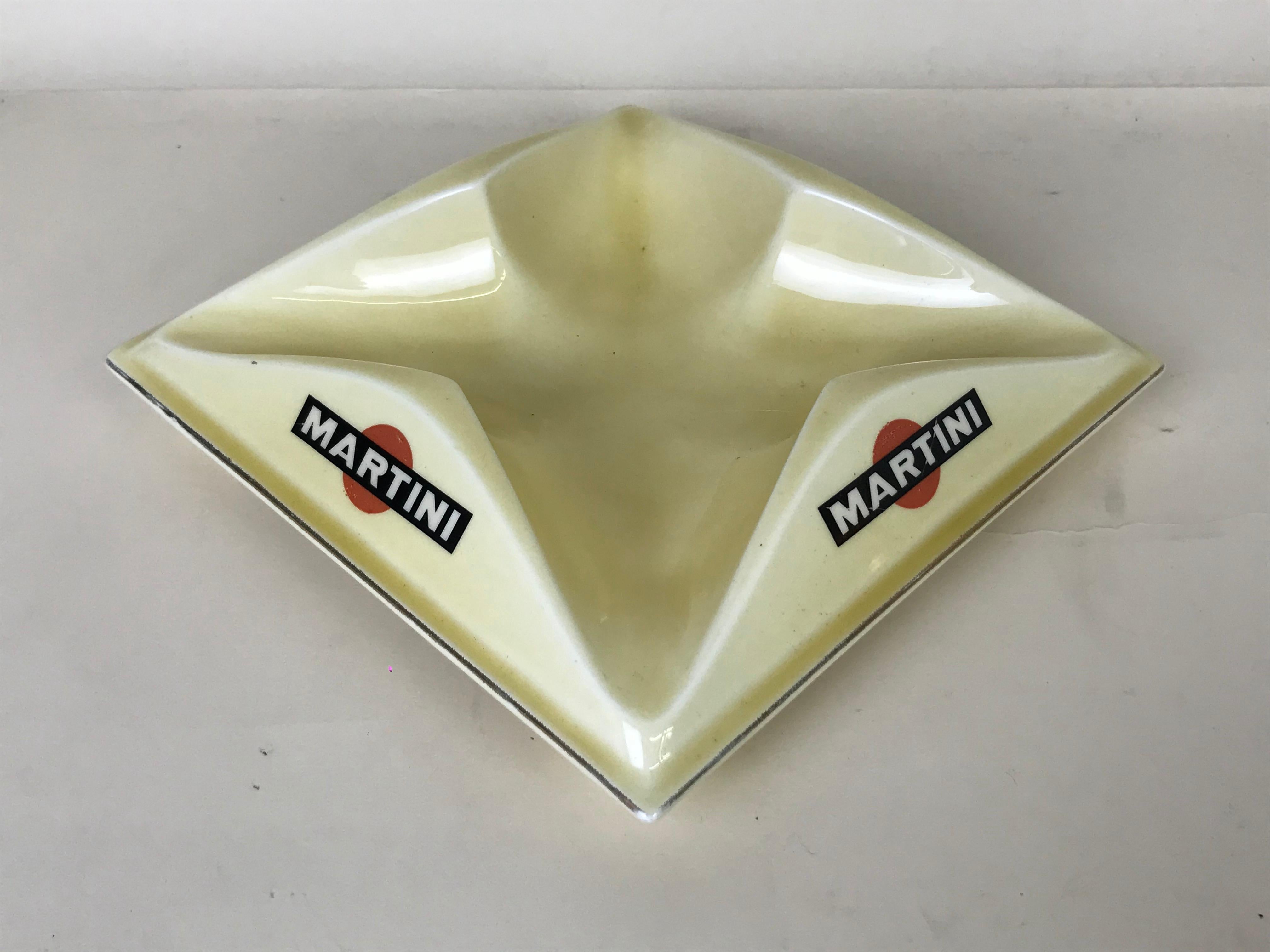1970s Large French Advertising Martini Cream Ceramic Bistro Ashtray For Sale 1