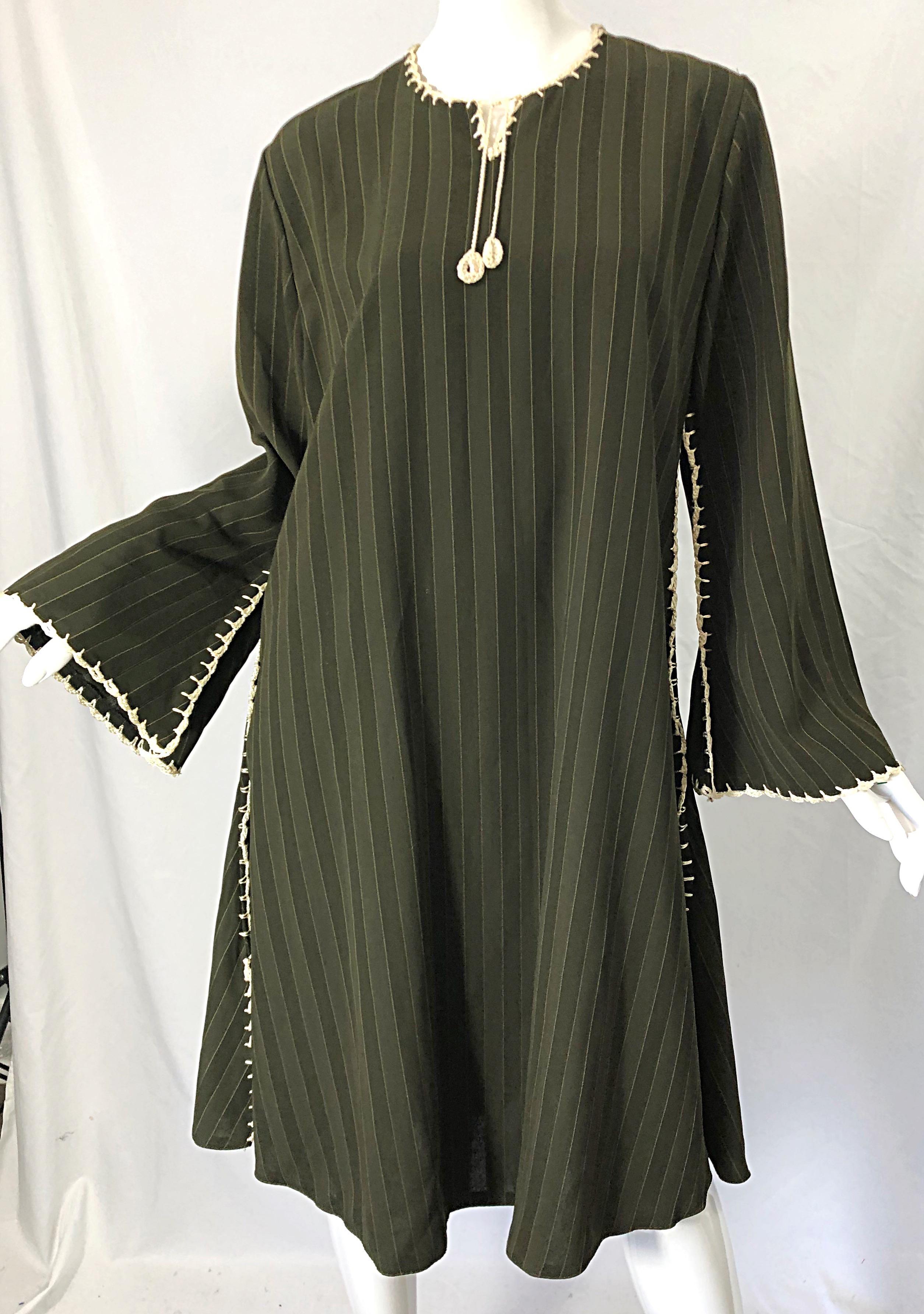 Black 1970s Large Hunter Green Brown Pinstriped Rayon Crochet 70s Vintage Tunic Dress For Sale