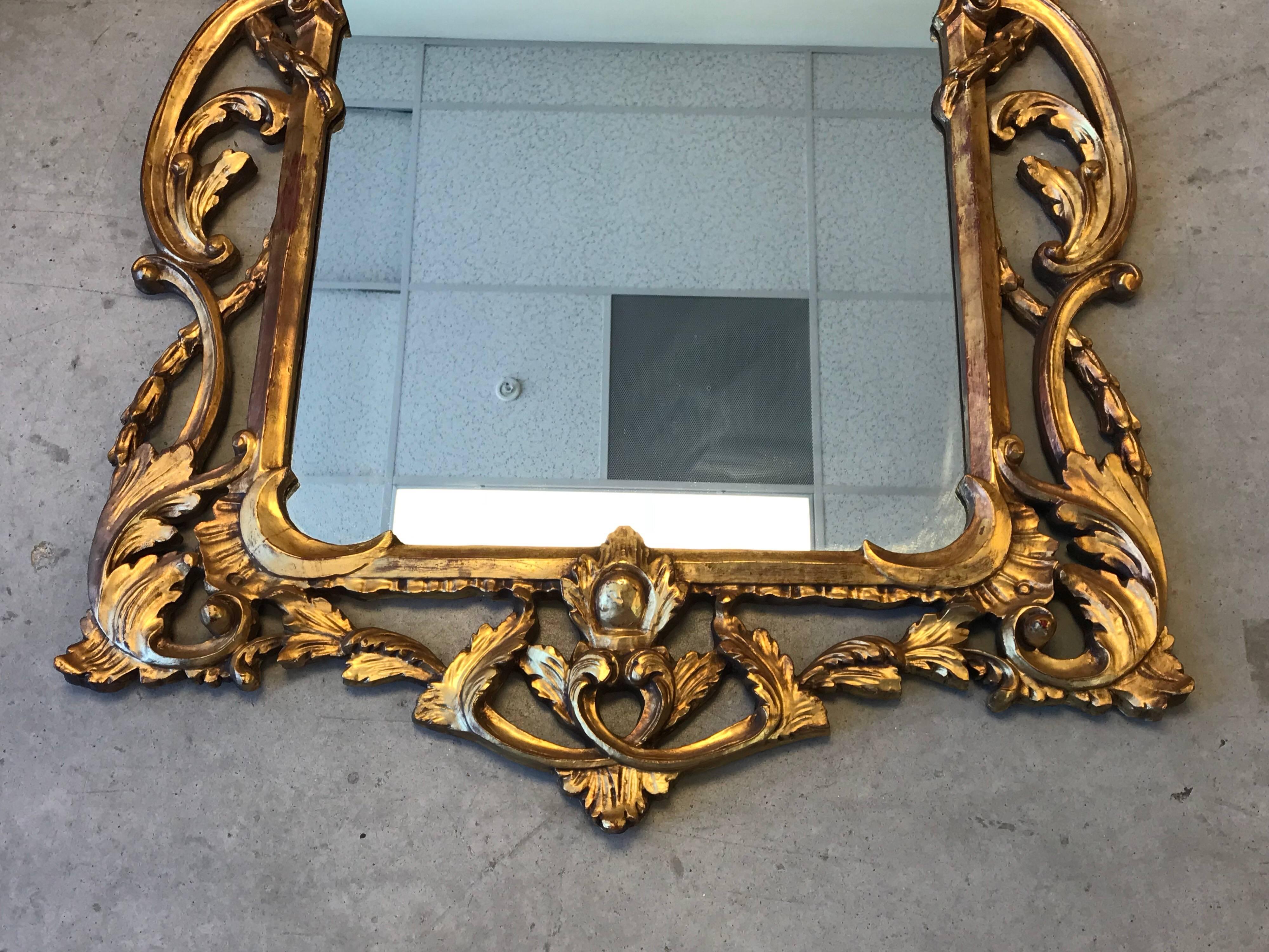 1970s Large Italian Florentine Mirror In Excellent Condition In Richmond, VA