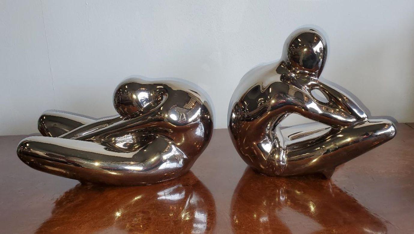 Céramique 1970s Large Jaru Metallic Silver Glaze Ceramic Abstract Nude Sculptures, Pair en vente