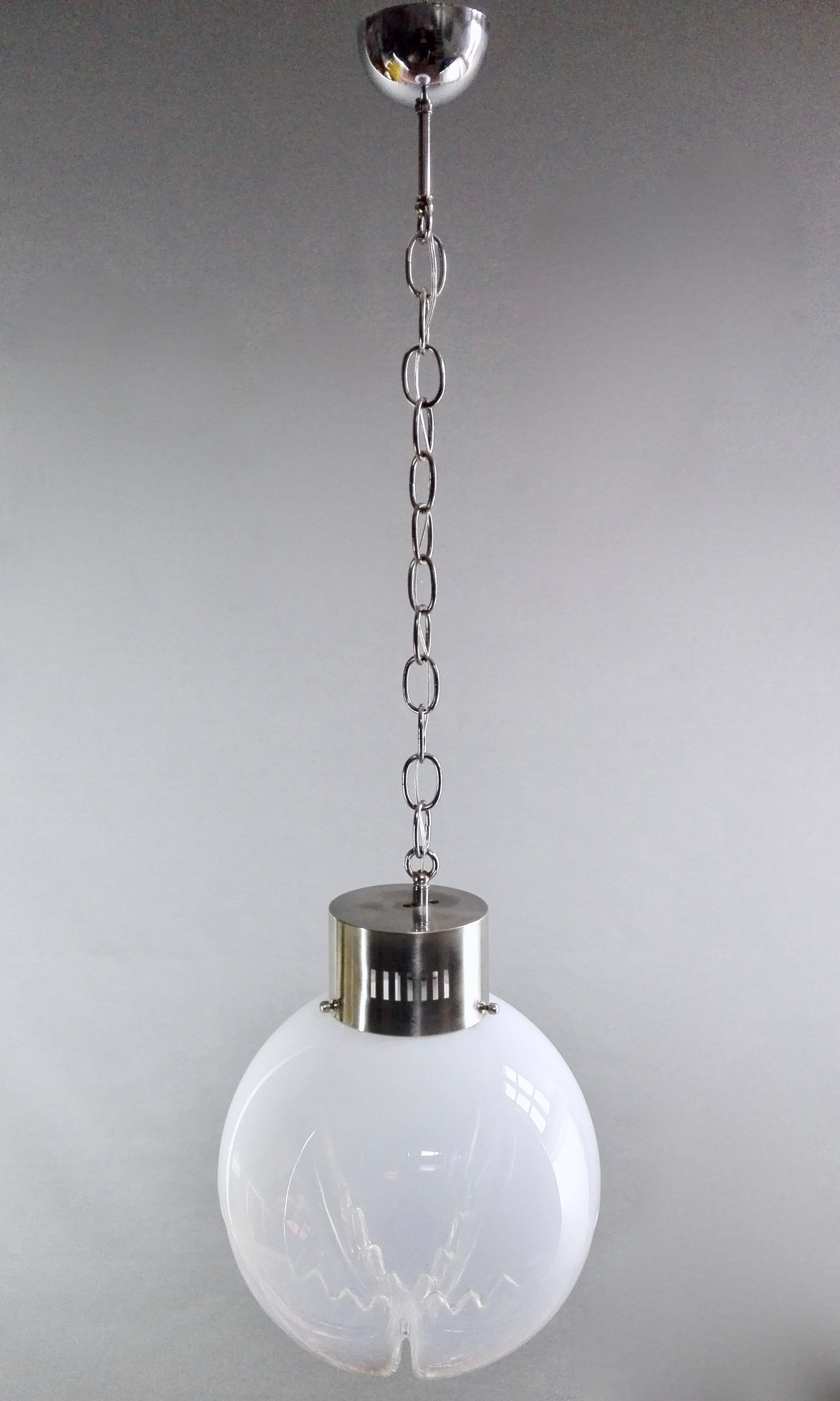 Space Age 1970s Mazzega Murano attributed hand-blown clear and milky glass pendant lamp. 