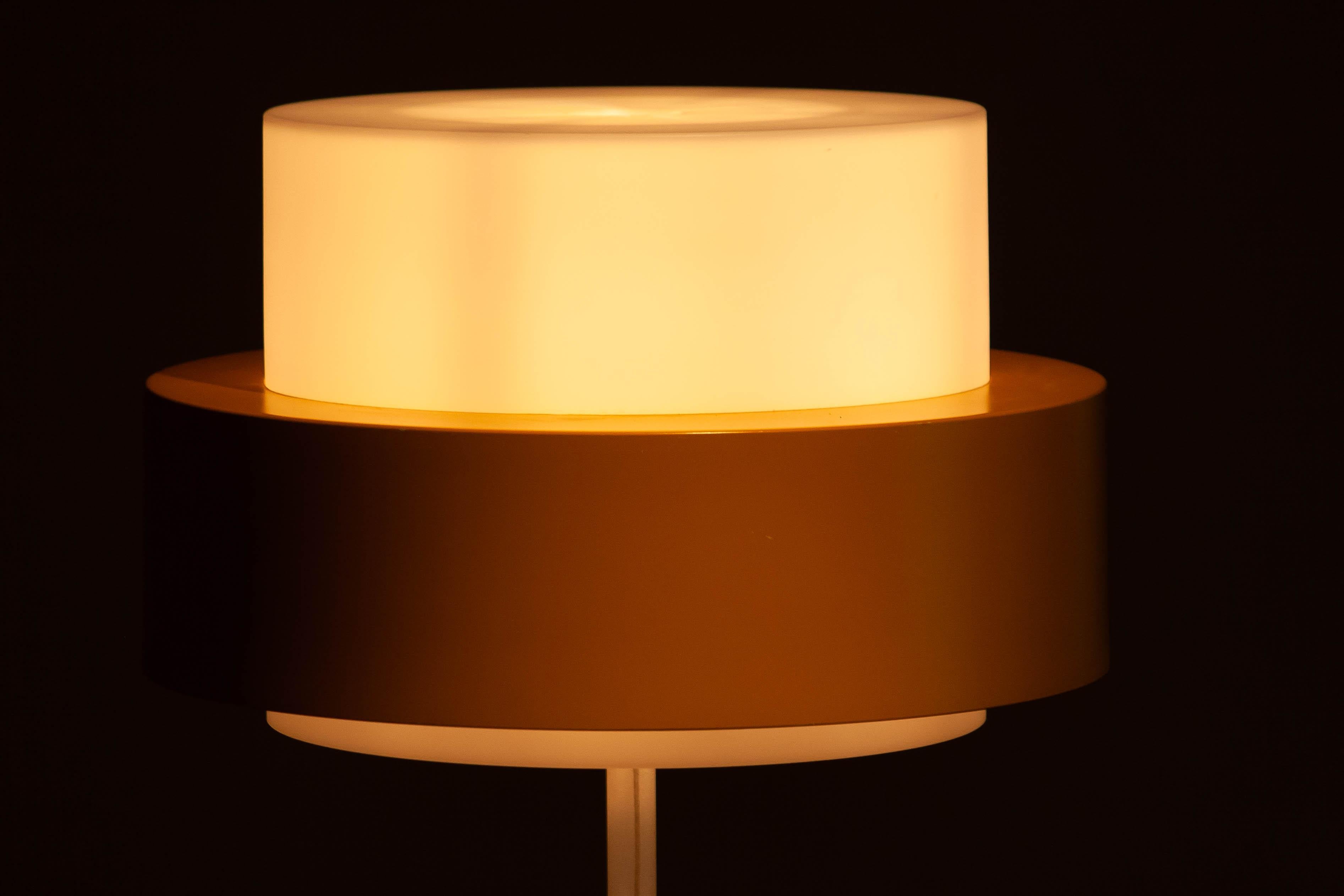 Fin du 20e siècle Grande lampe de bureau moderne des années 1970 par Uno et Osten Kristiansson pour Luxus Suède en vente