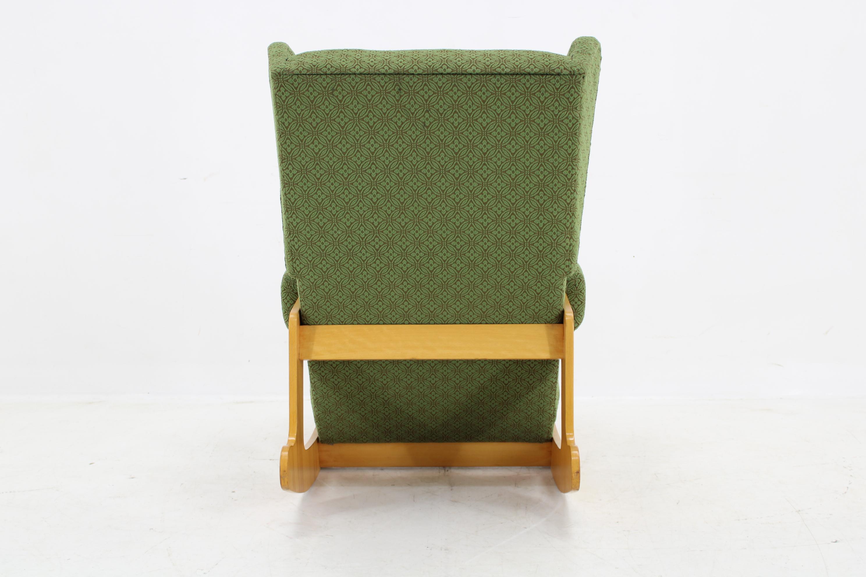 Großer seltener brutalistischer Schaukelstuhl, Tschechoslowakei, 1970er Jahre (Tschechisch) im Angebot