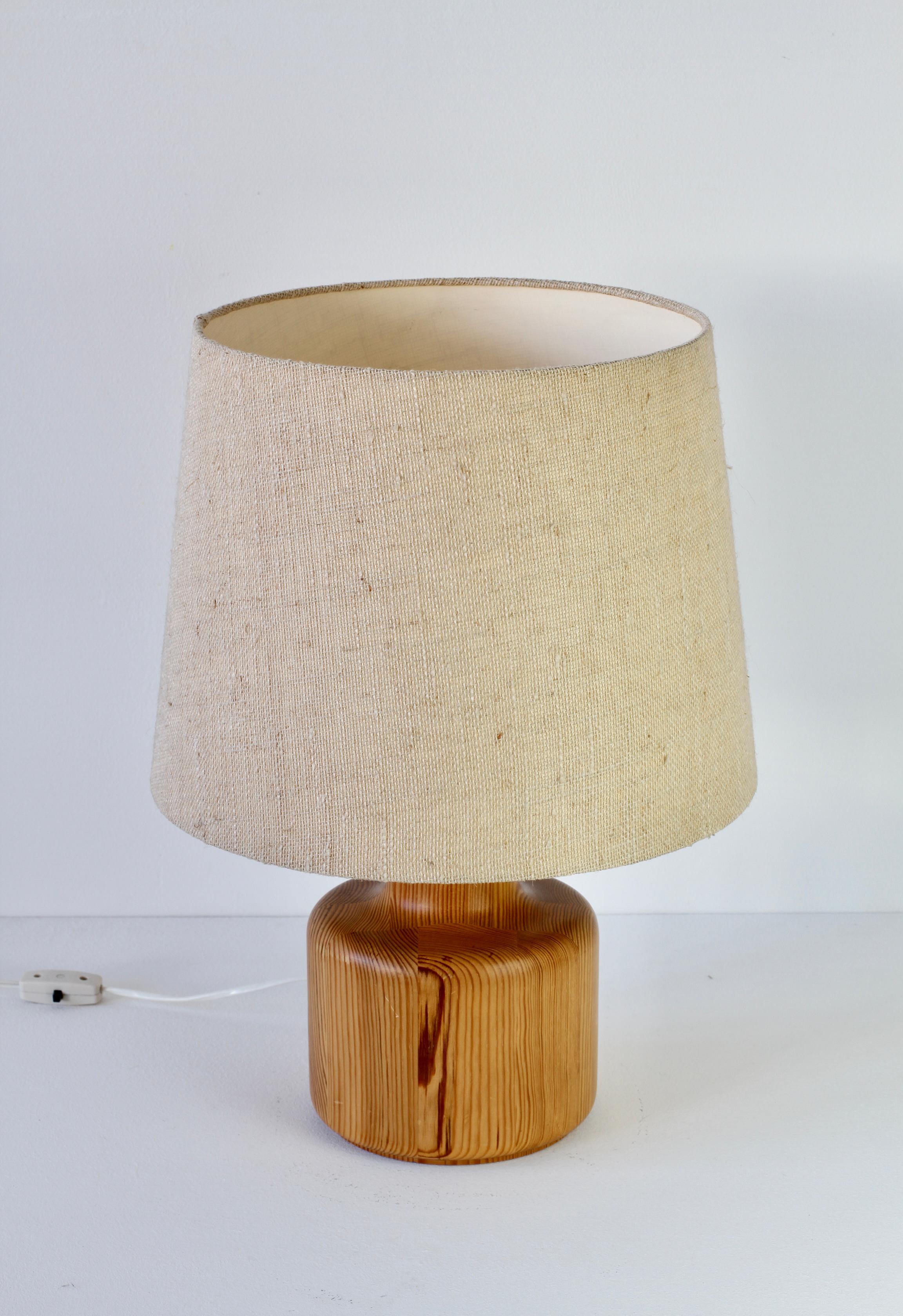 Large, Scandinavian (Swedish / Danish) style turned / lathed pinewood table lamp made by Swiss German company Bestform Freudenberg circa 1960s / 1970s. Beautiful natural materials crafted in to simple perfection perfect for any vintage mid-century