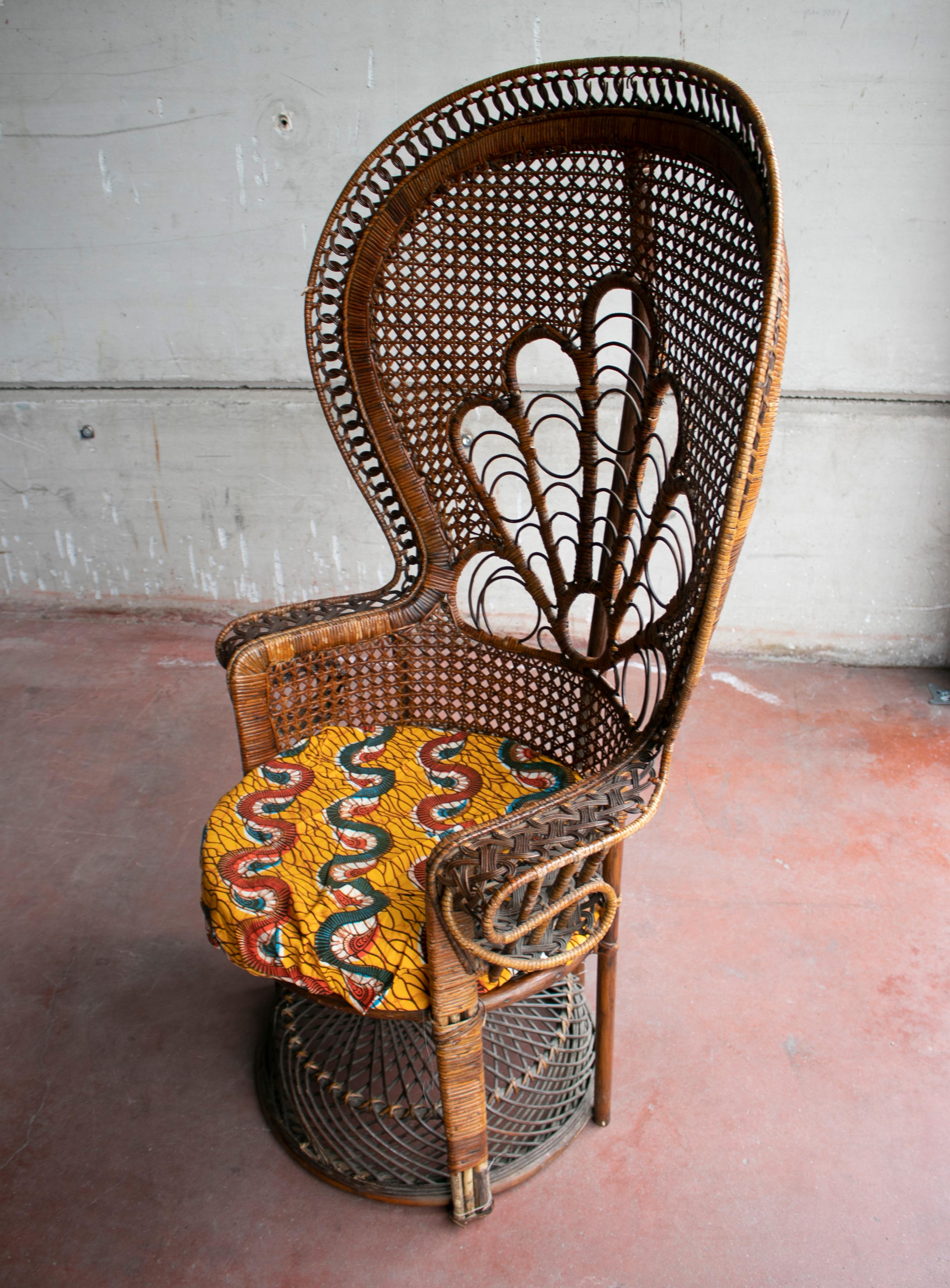 1970s Large Vintage Bohemian Emmanuelle / Peacock Wicker Chair 8