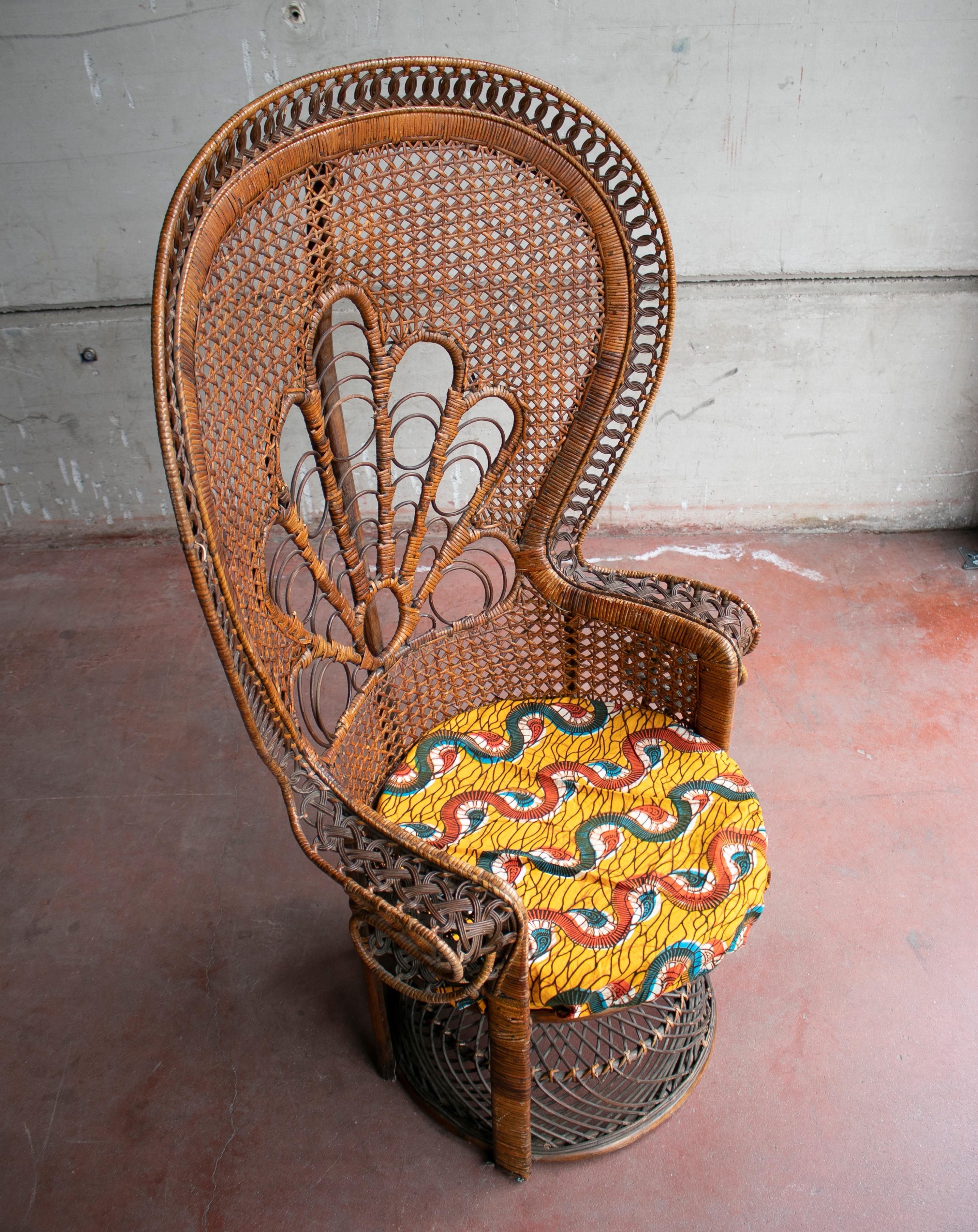 1970s Large Vintage Bohemian Emmanuelle / Peacock Wicker Chair 1