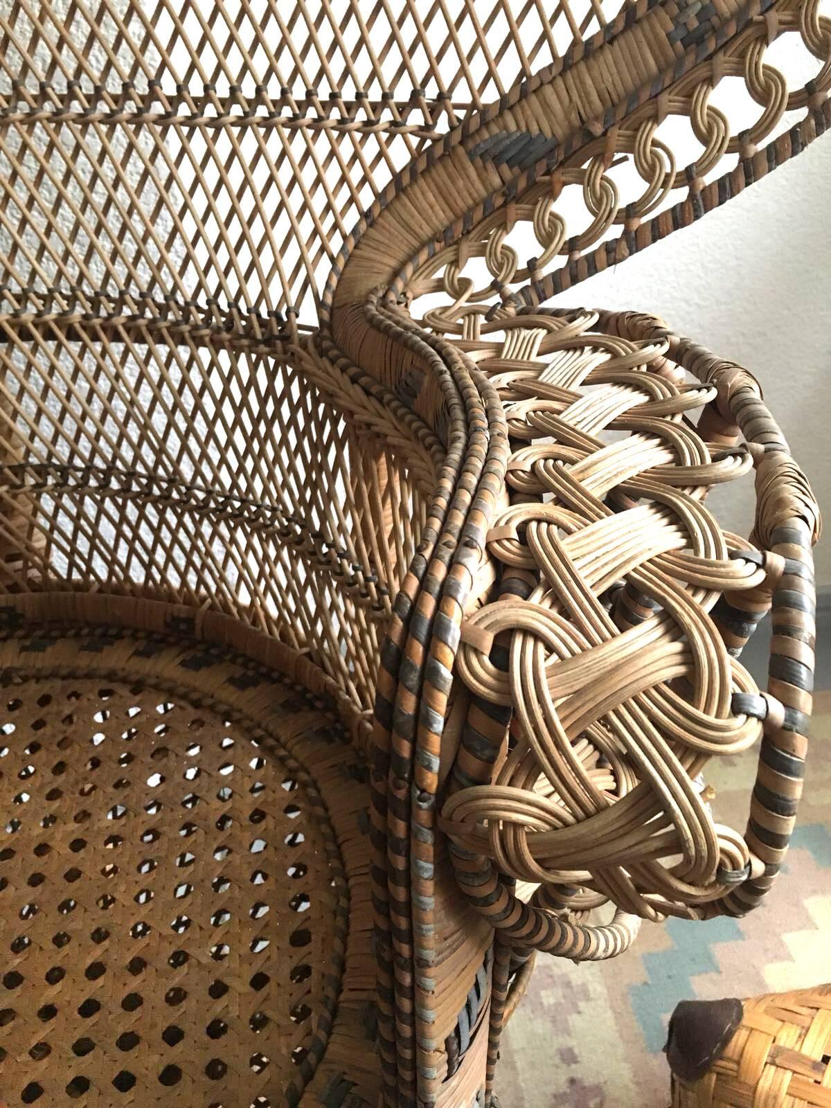 Mid-Century Modern 1970s Large Vintage Emmanuelle Peacock Wicker Chair