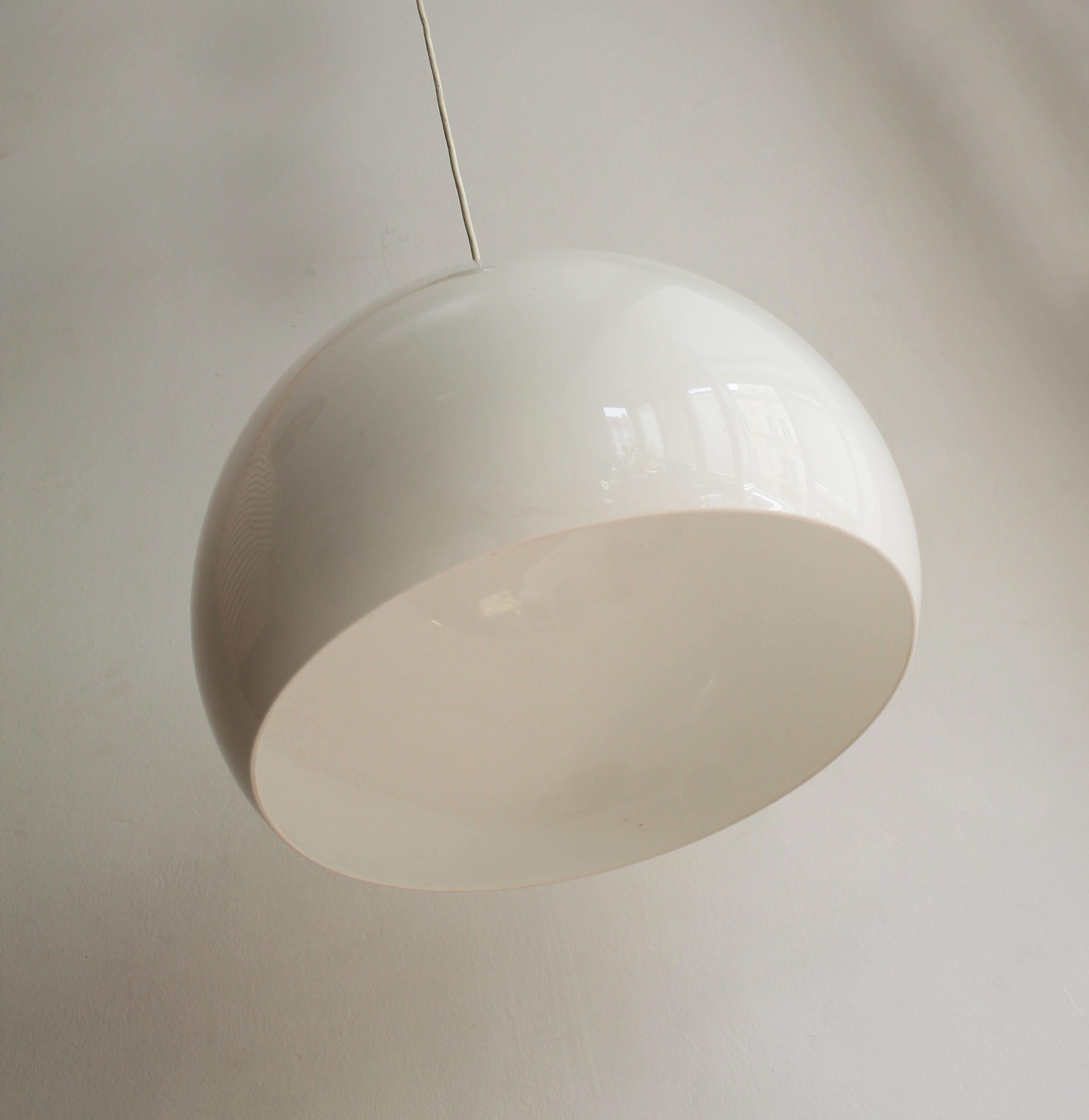 1970's Large White Ceiling Pendant In Good Condition For Sale In Brno, CZ