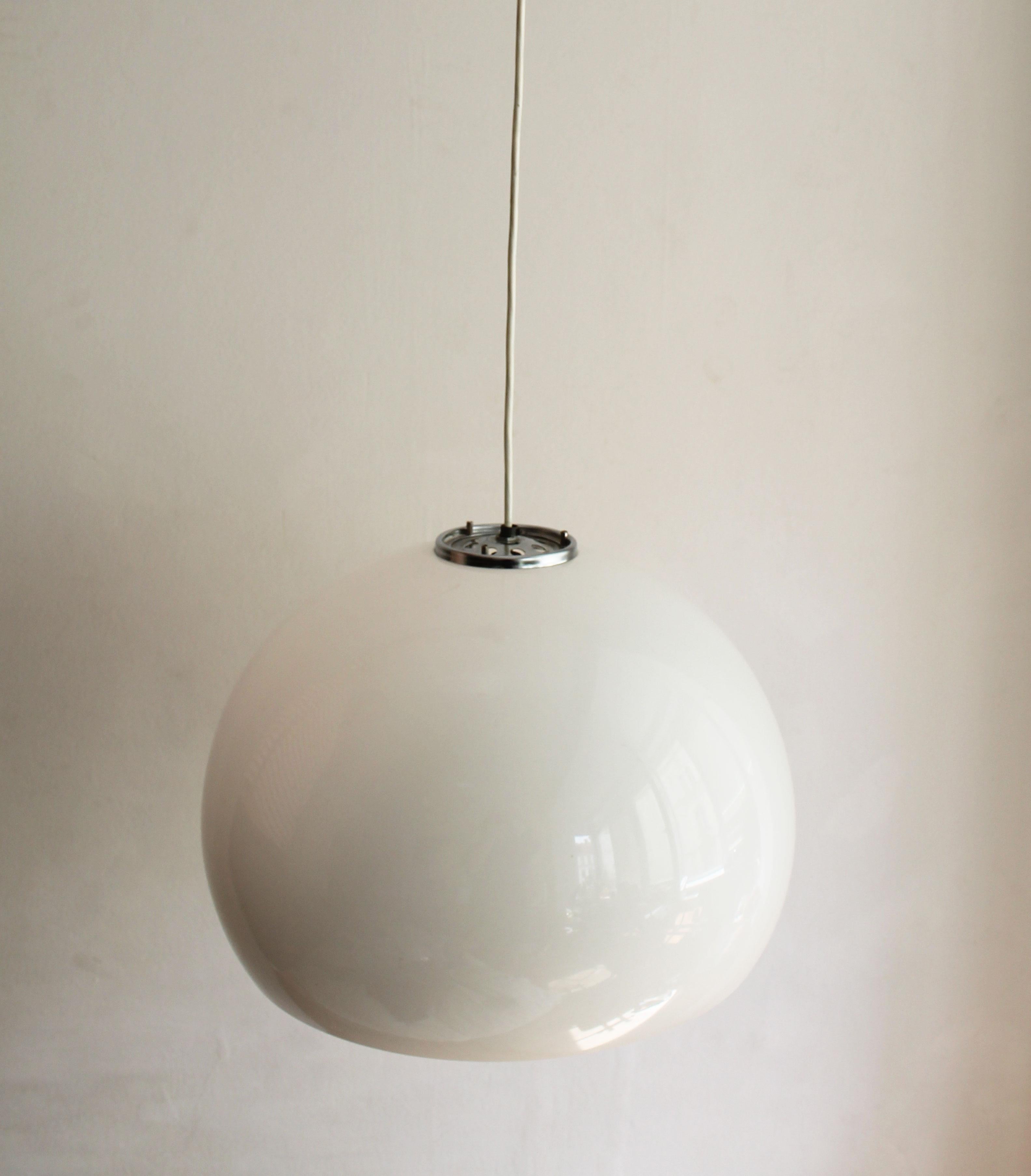 Steel 1970's Large White Ceiling Pendant For Sale