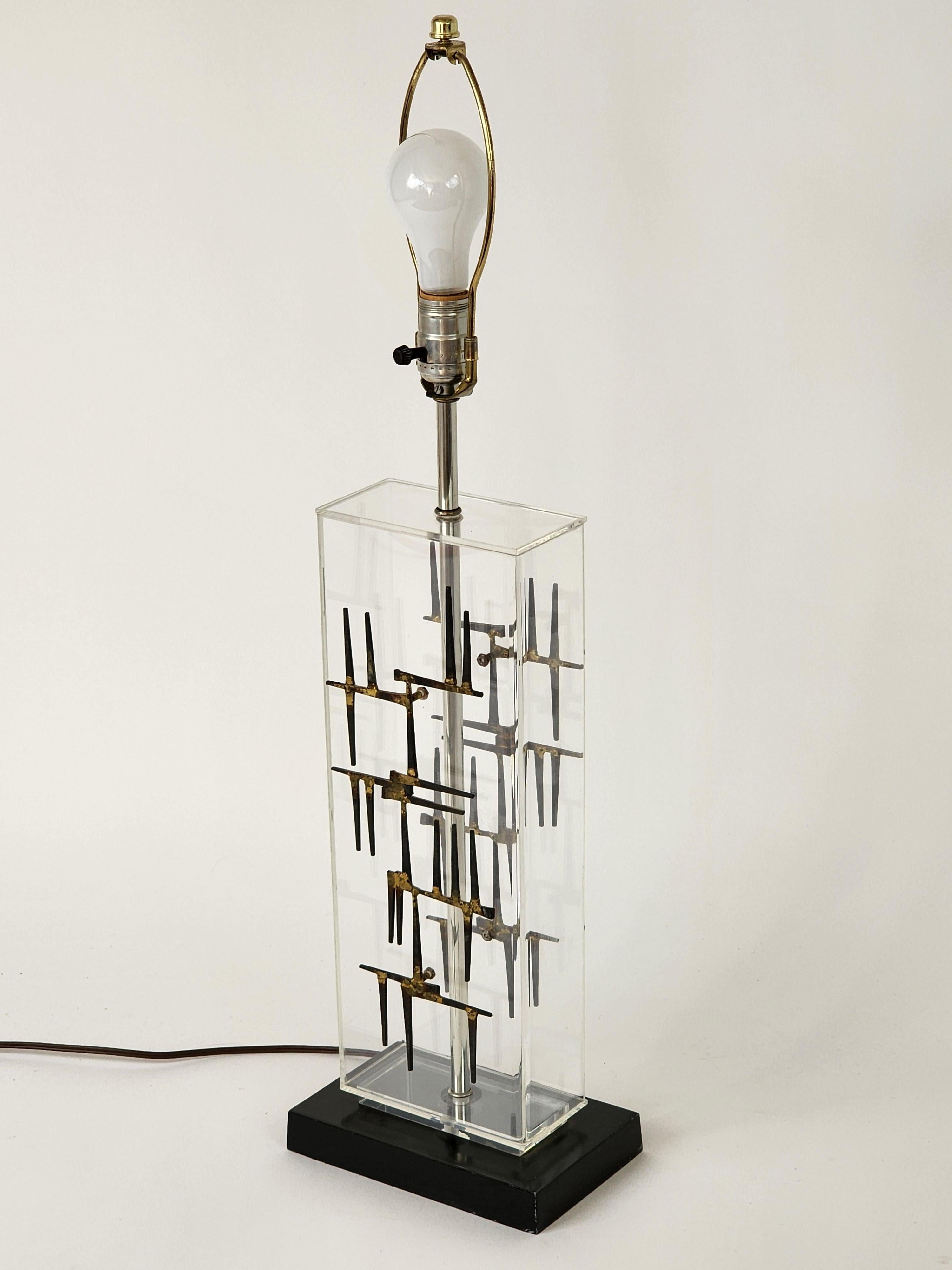 1970s Laurel  Brutalist Table Lamp , USA  For Sale 1