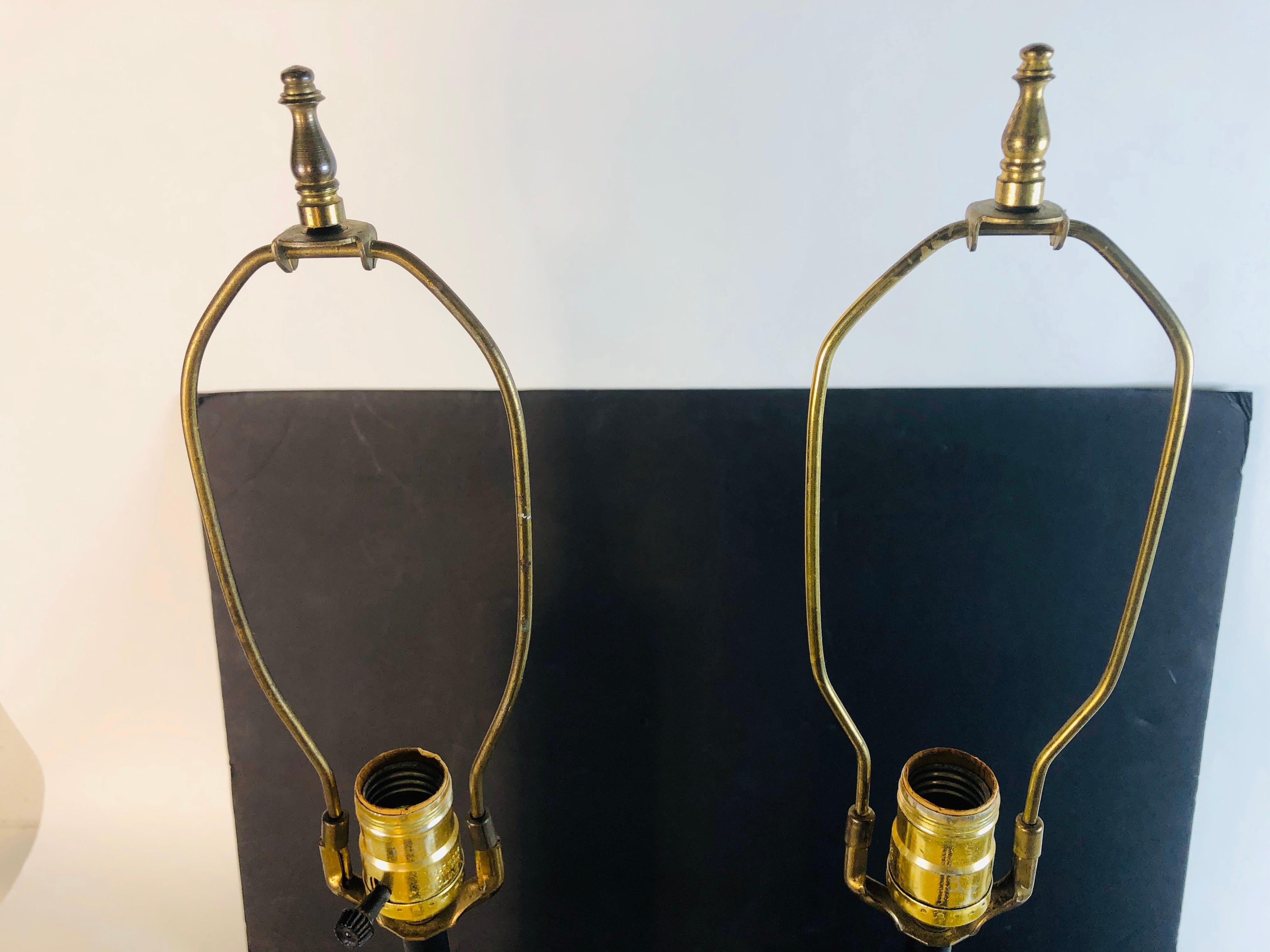 20th Century 1970s Laurel Lamp Co Brass Chess Table Lamps, Pair For Sale
