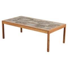 Mesa de centro de los años 70 de Lauritz Hjorth para Trioh, con azulejos de cerámica danesa