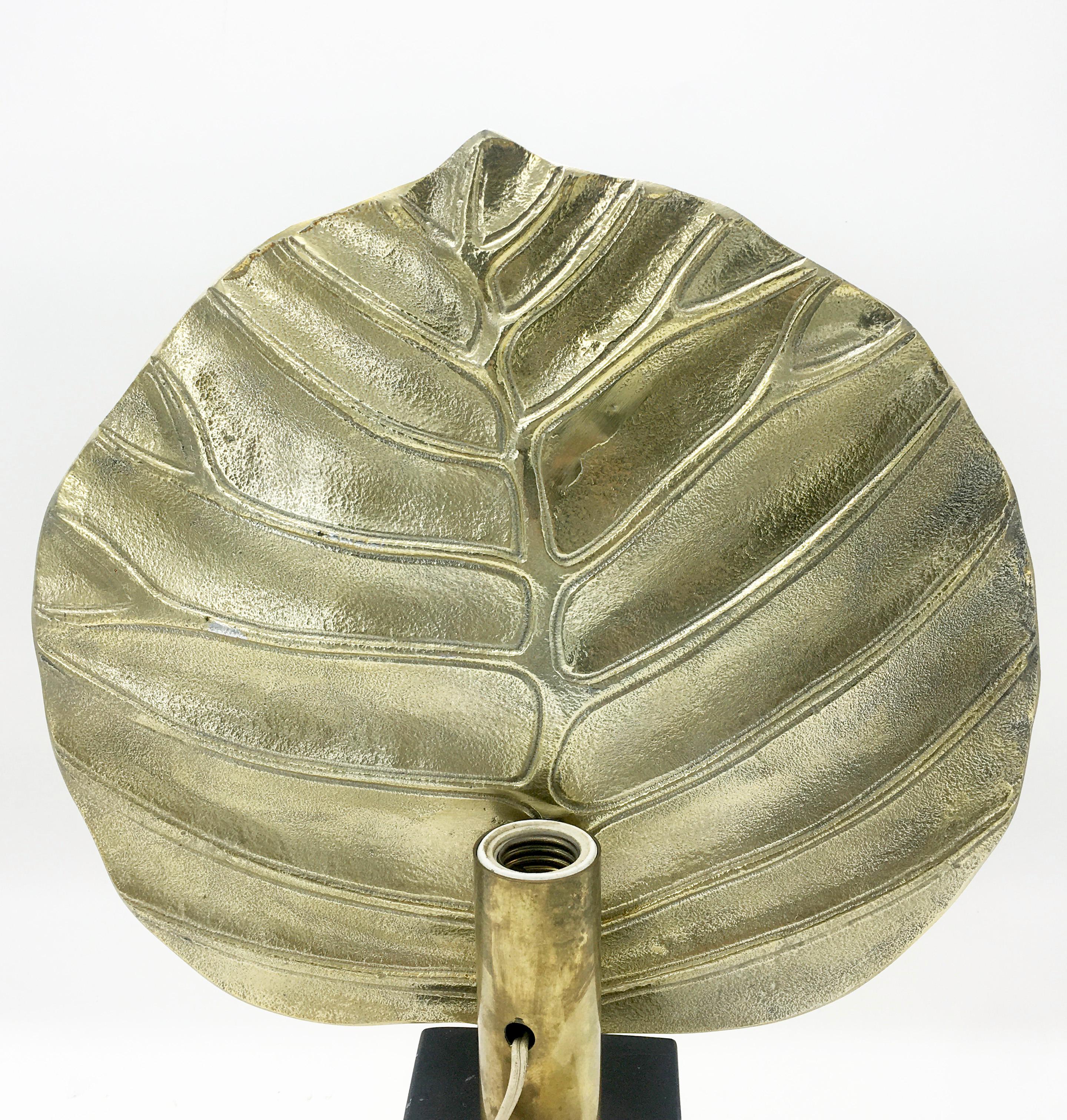 Italian 1970s Leaf Shaped Brass Table Lamp