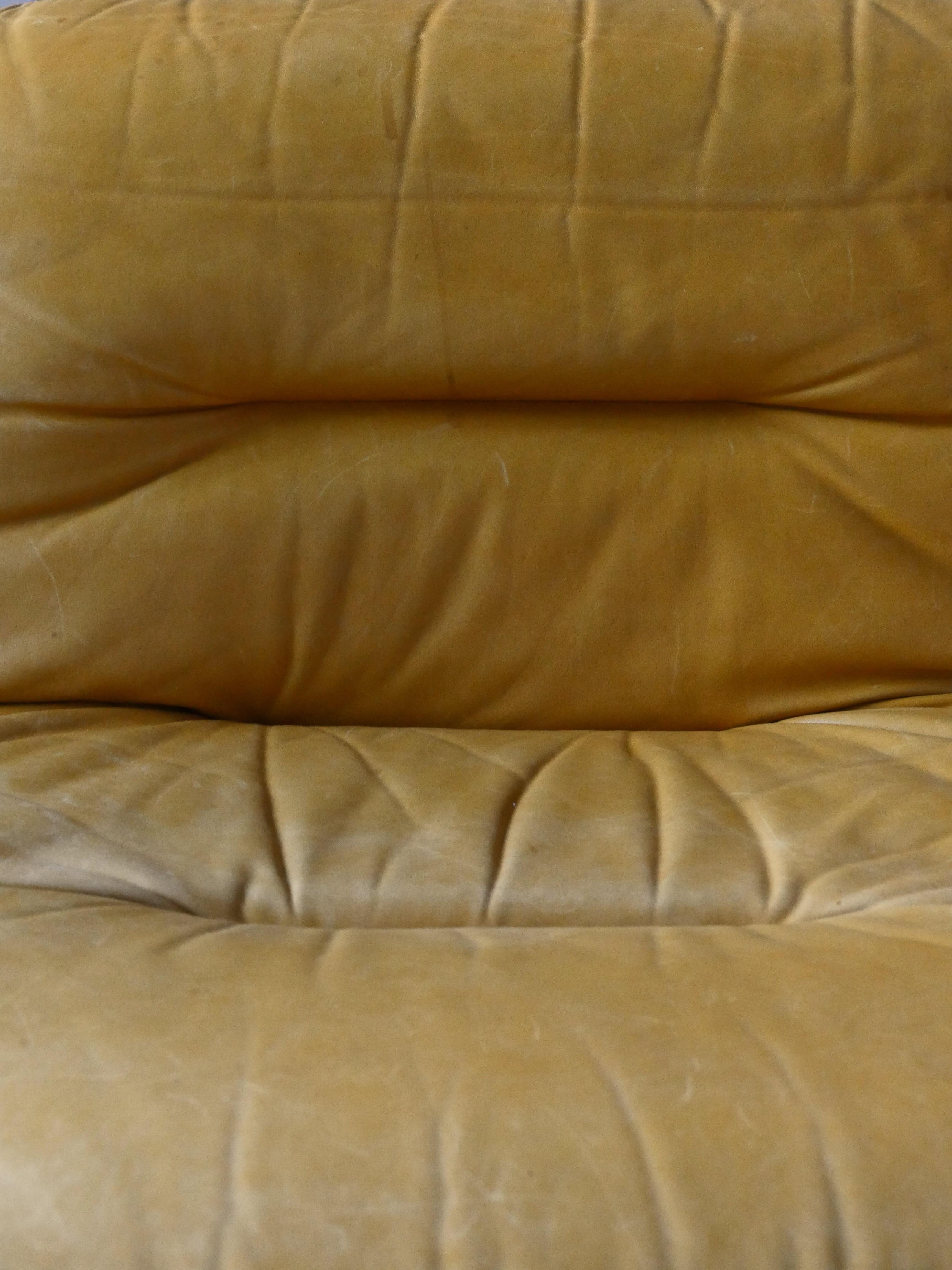 Italian 1970s Leather and Rosewood Bentwood Cantilever Lounge Chairs