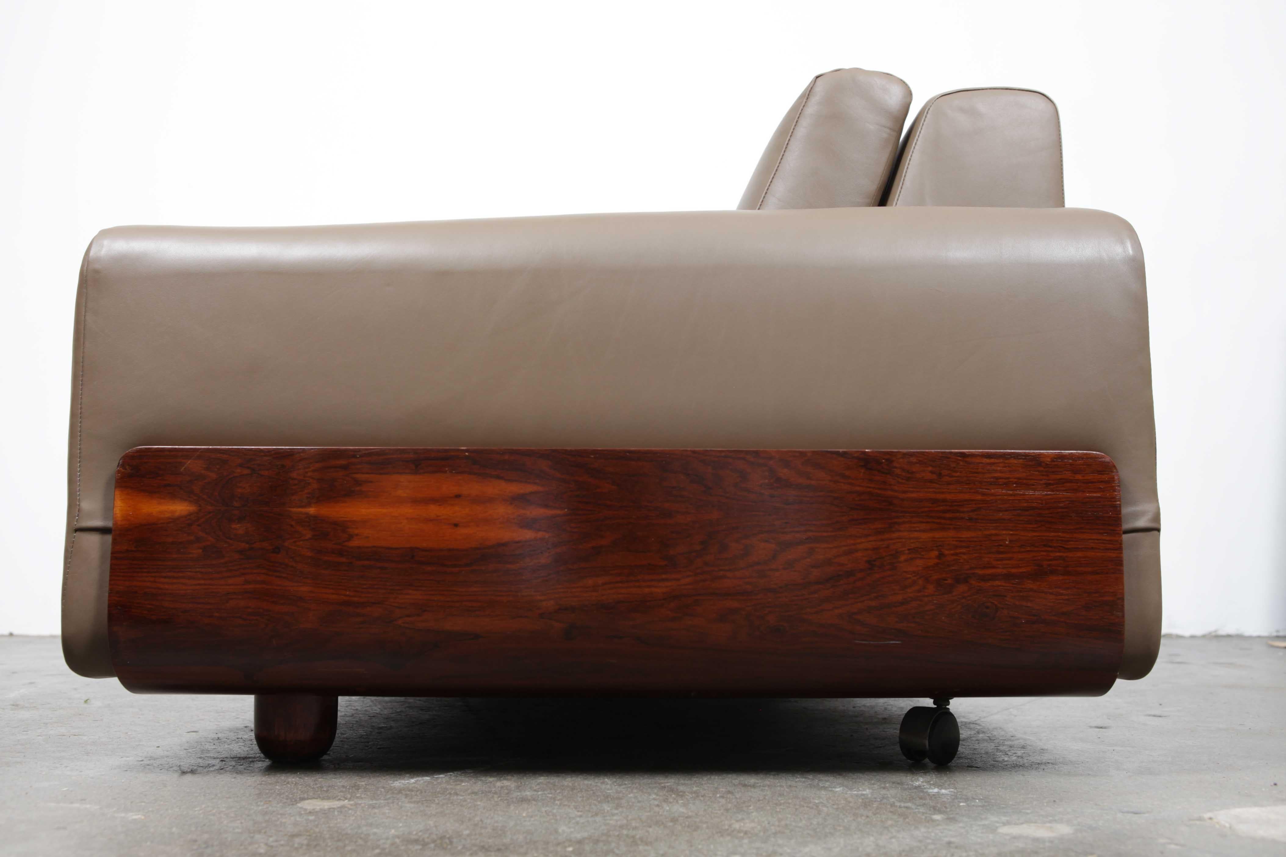 Late 20th Century 1970s Leather and Rosewood Sofa from Brazil For Sale