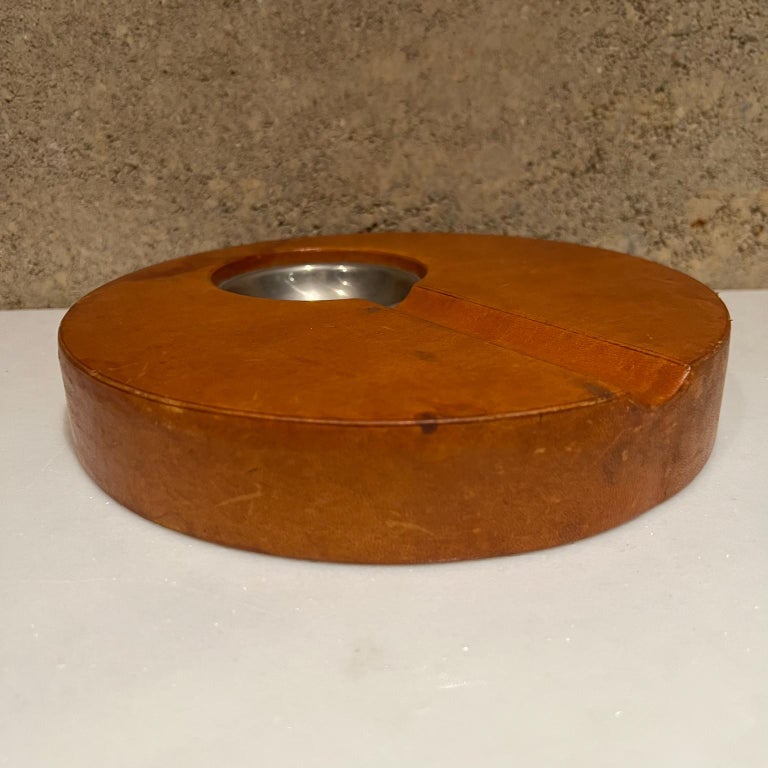1970s Leather Ashtray Diego Matthai Mexican Modernism For Sale 2