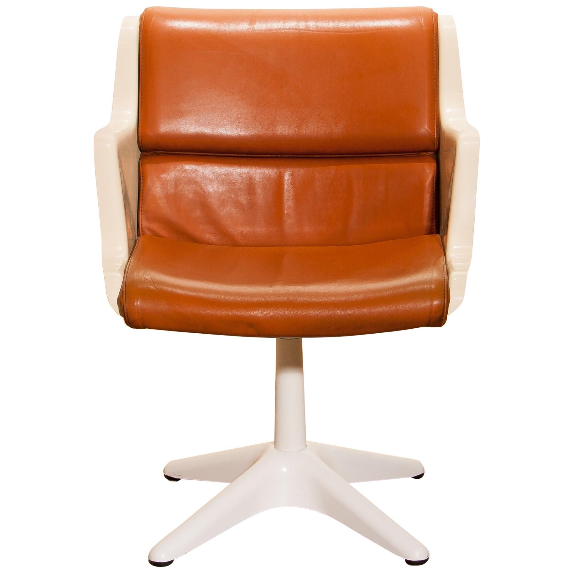 1970s, Leather, Fibreglass and Metal Desk Side Chair by Yrjö Kukkapuro for Haimi