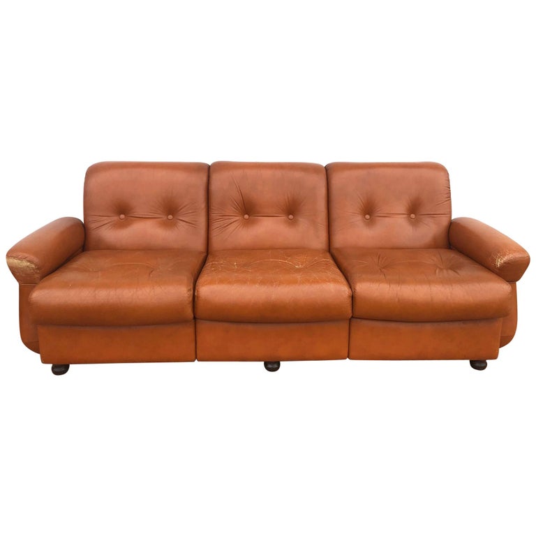1970s Leather Sofa and Two Armchairs Vintage Light Used For Sale